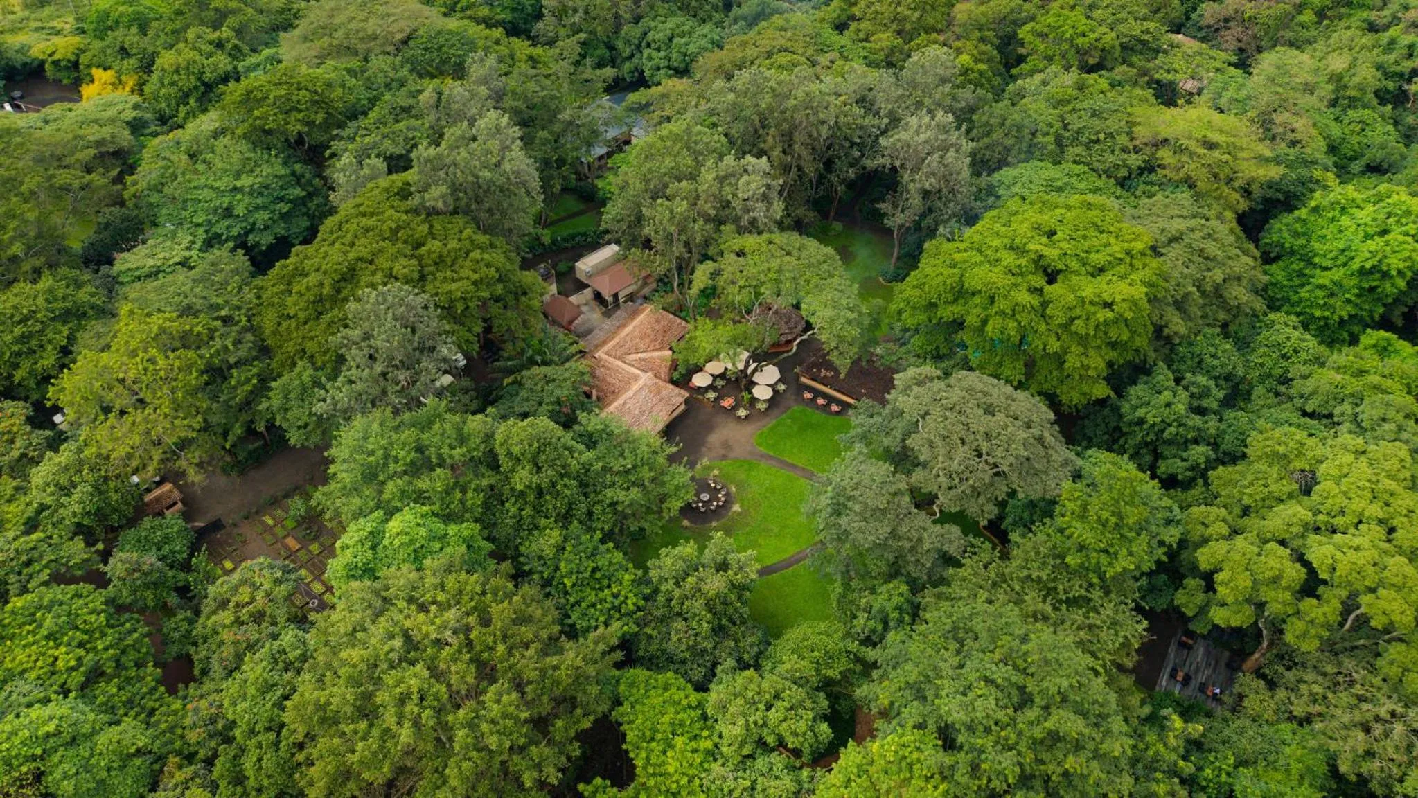 Property building in Rivertrees Country Inn