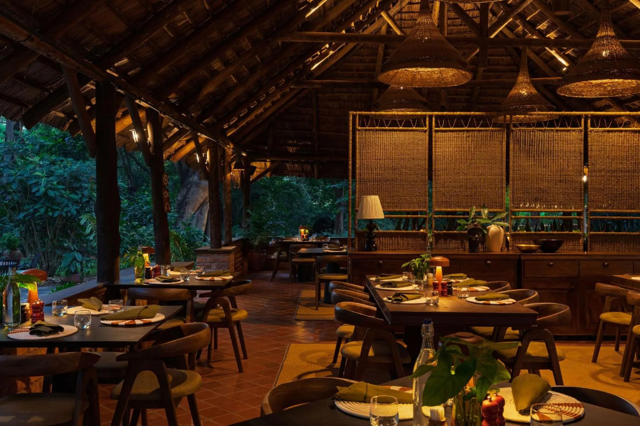 Restaurant/places to eat in Rivertrees Country Inn