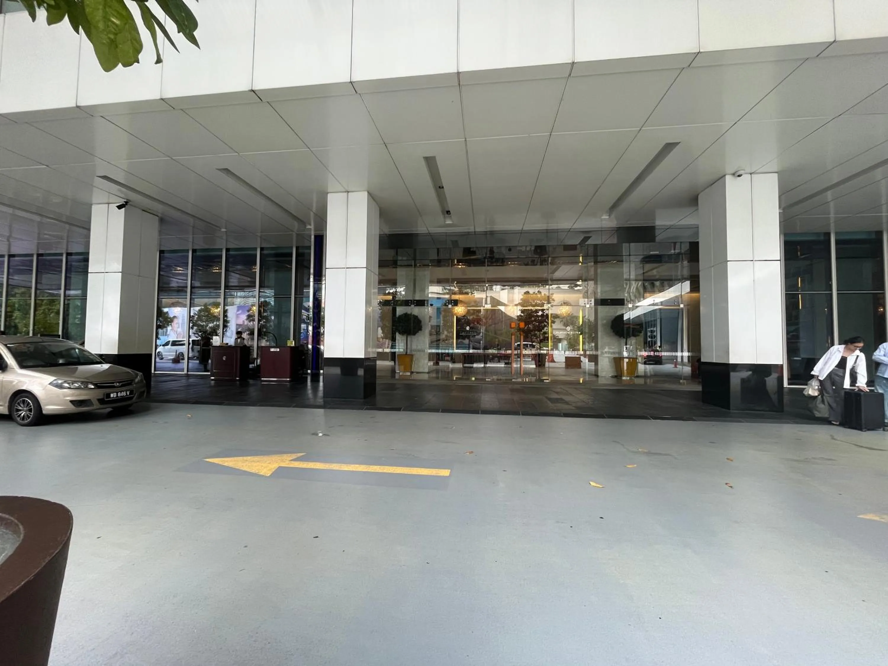 Day in Castle Quest Residence