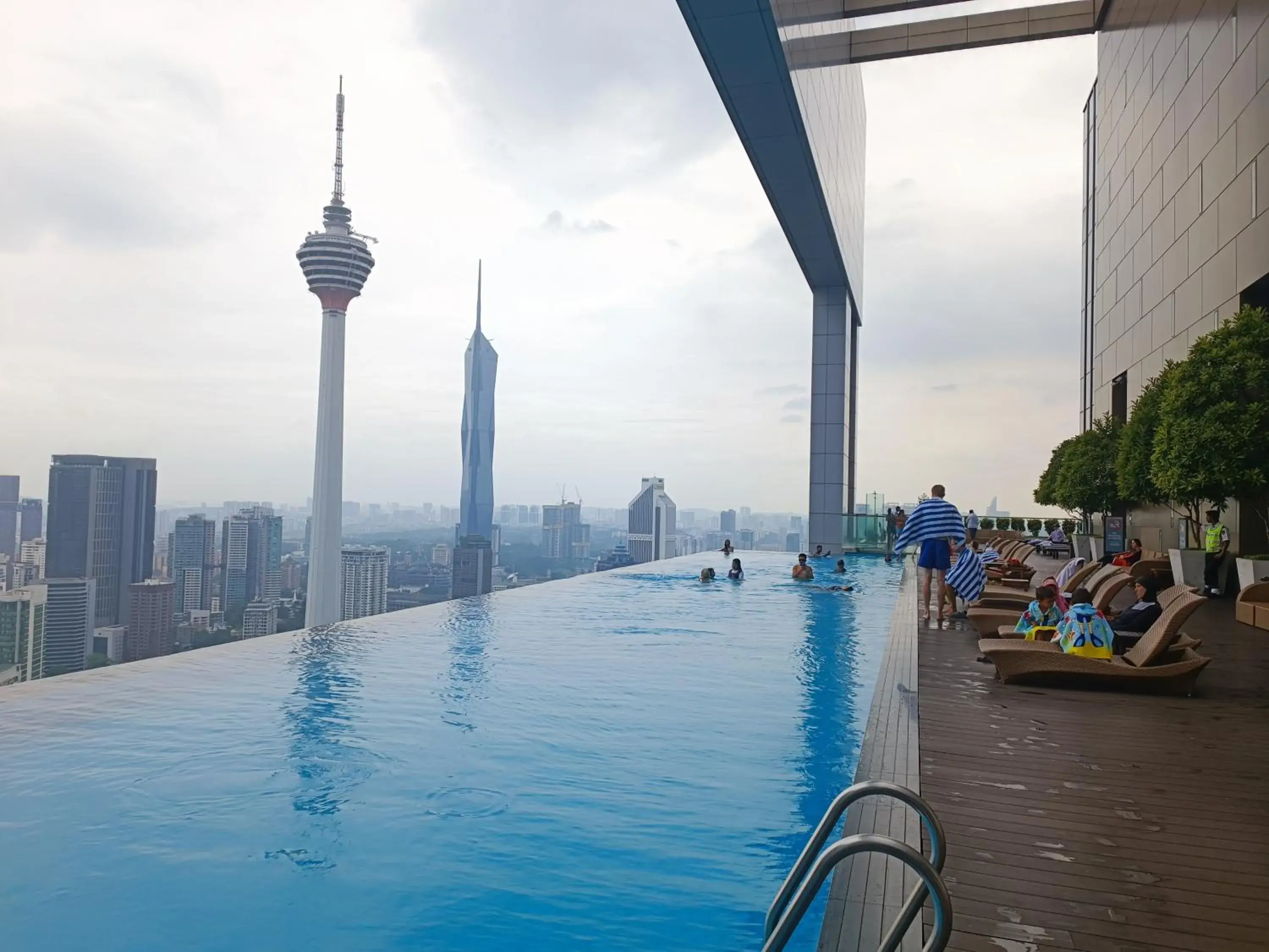 Platinum KLCC By Black Sand Platinum KLCC By Black Sand