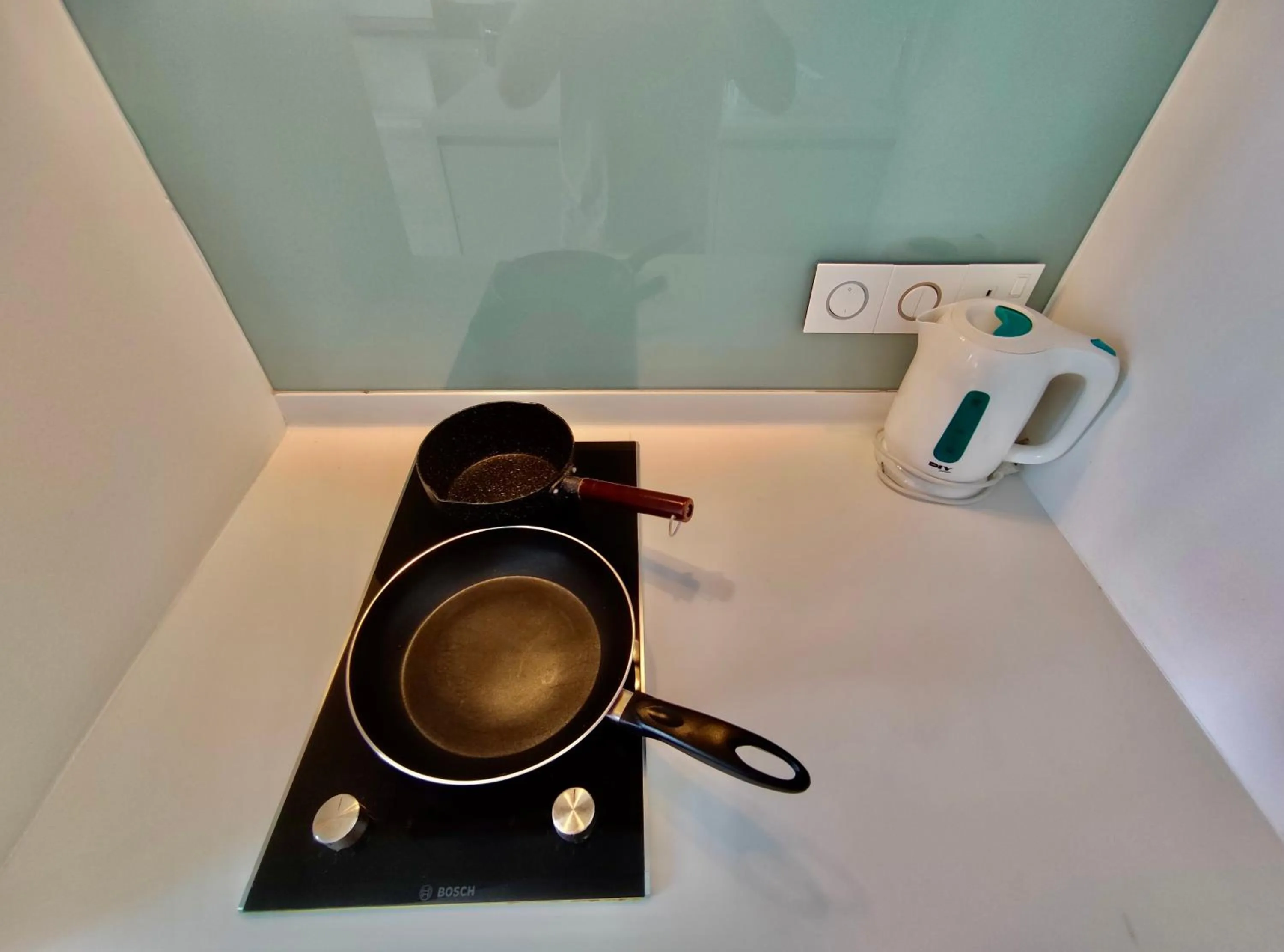 Kitchen or kitchenette in Castle Quest Residence