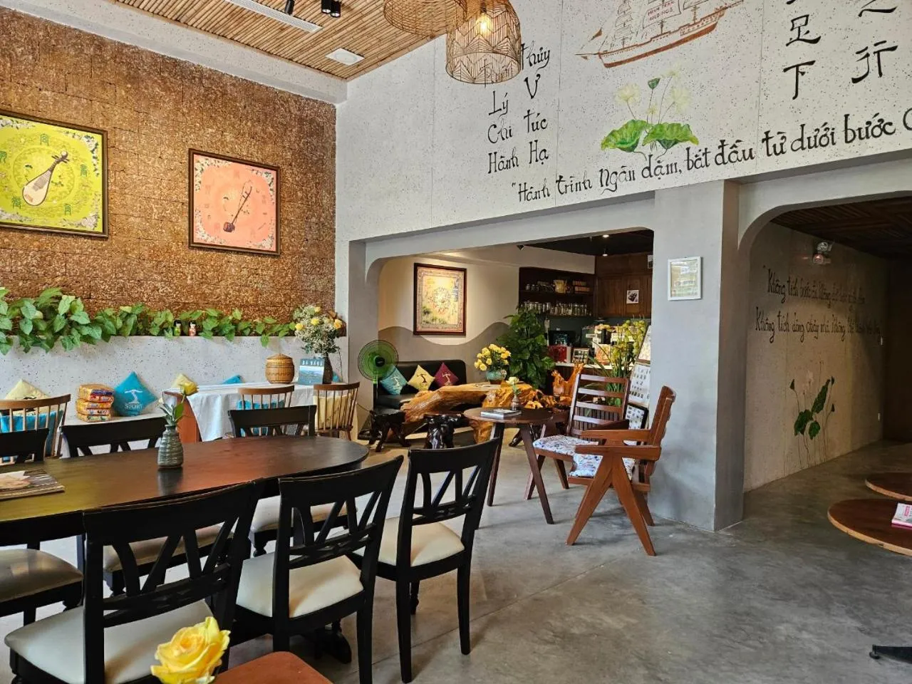 Coffee/tea facilities in MTR Apartment & Hotel