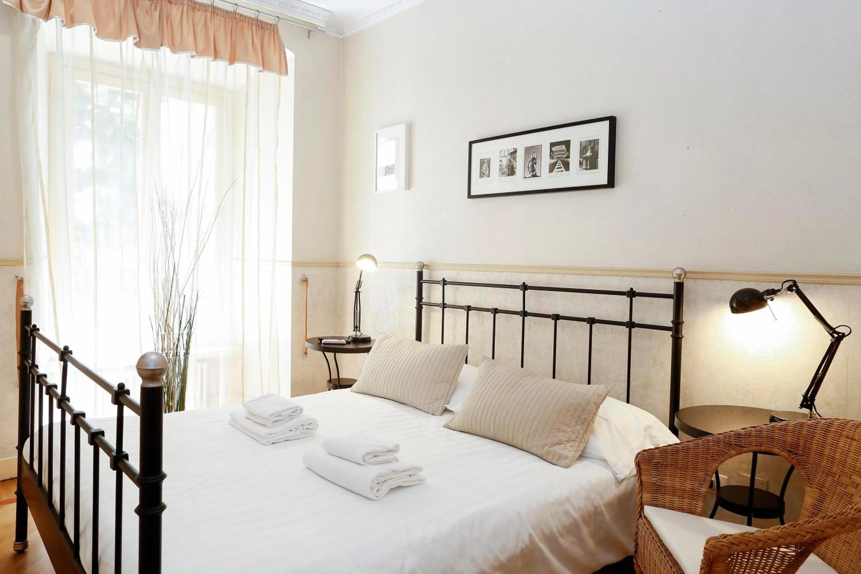 Bedroom, Bed in Apartment Felice