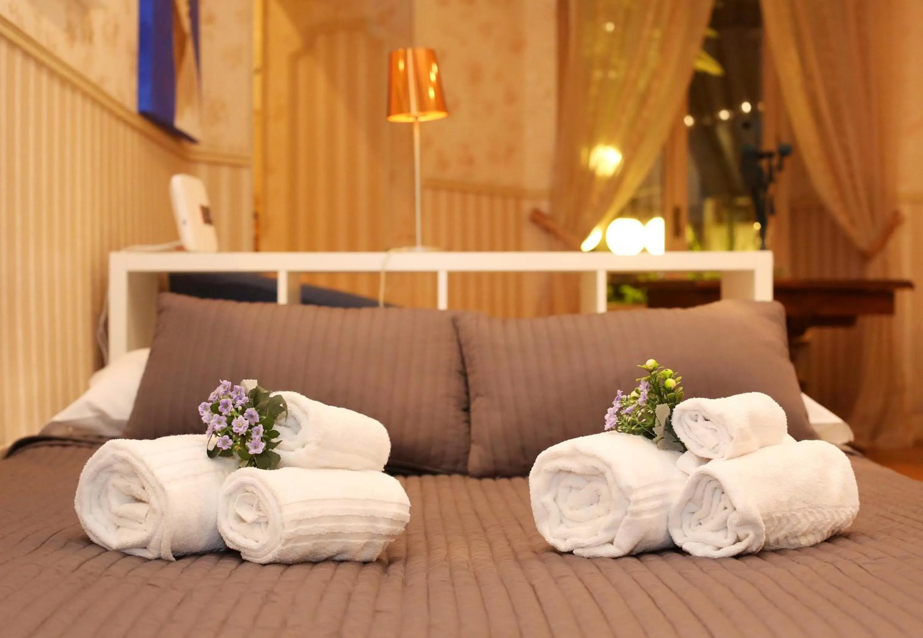 Bed in Apartment Felice