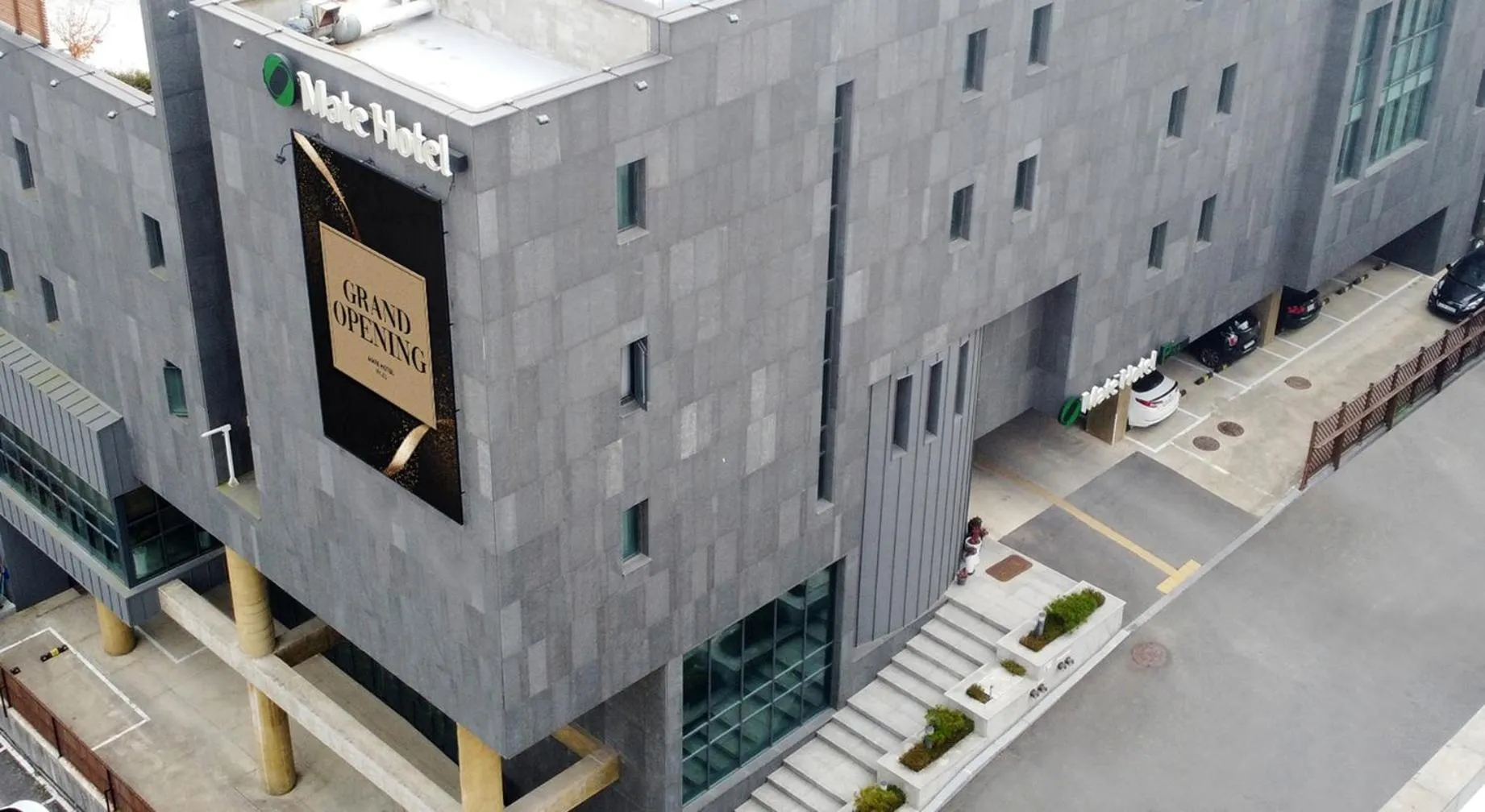 Property building in Mate Hotel Paju