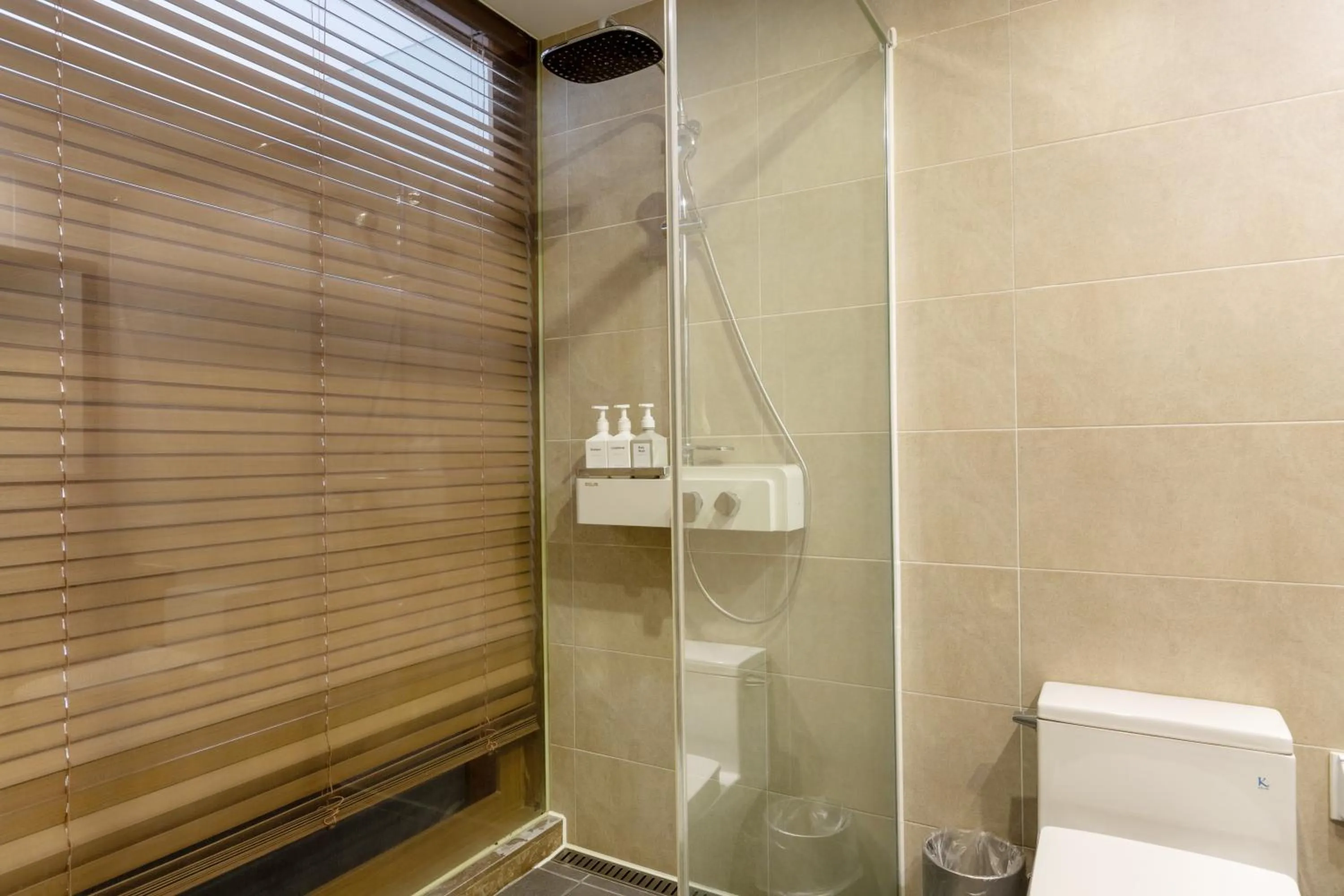 Shower in Mate Hotel Paju