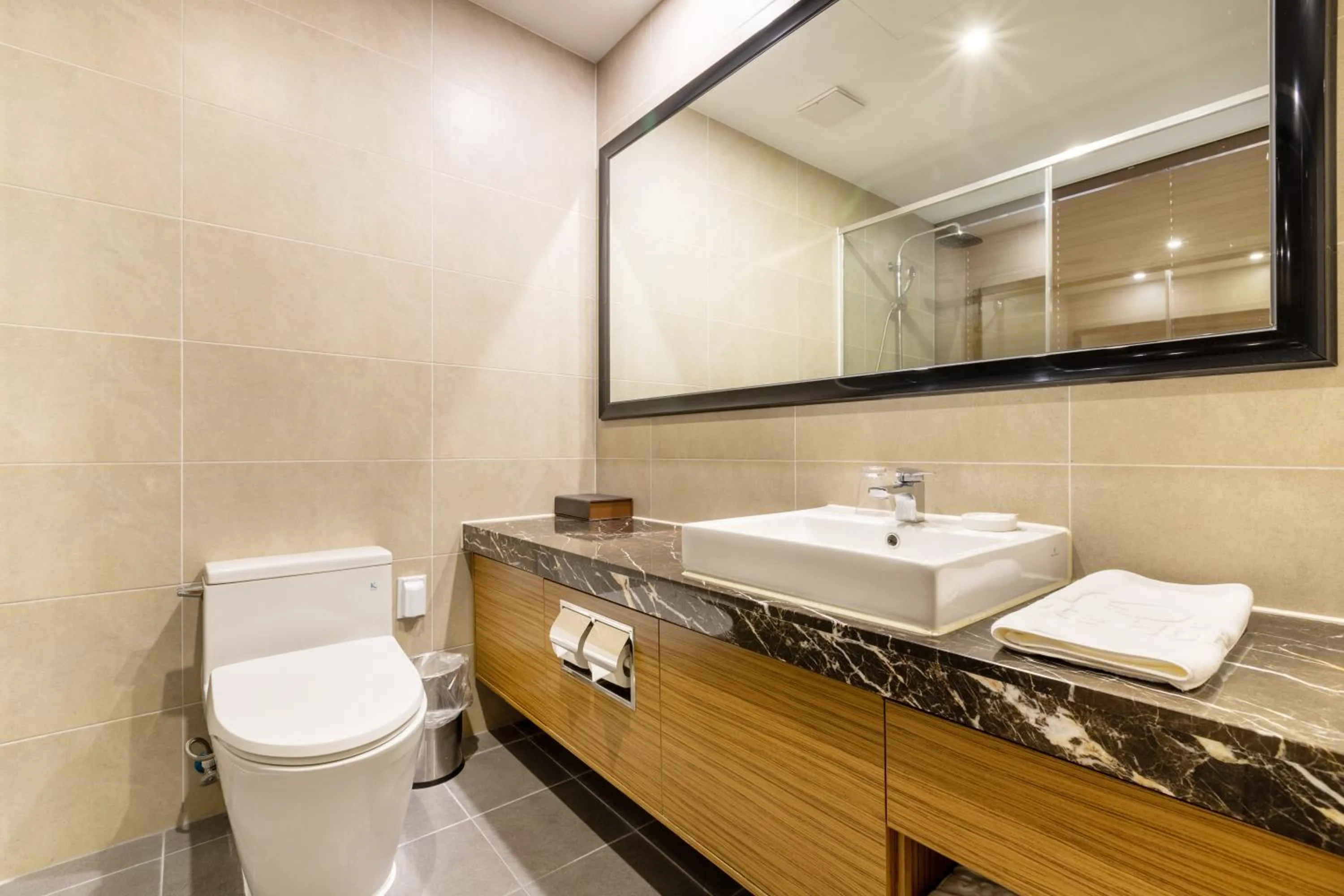 Toilet in Mate Hotel Paju