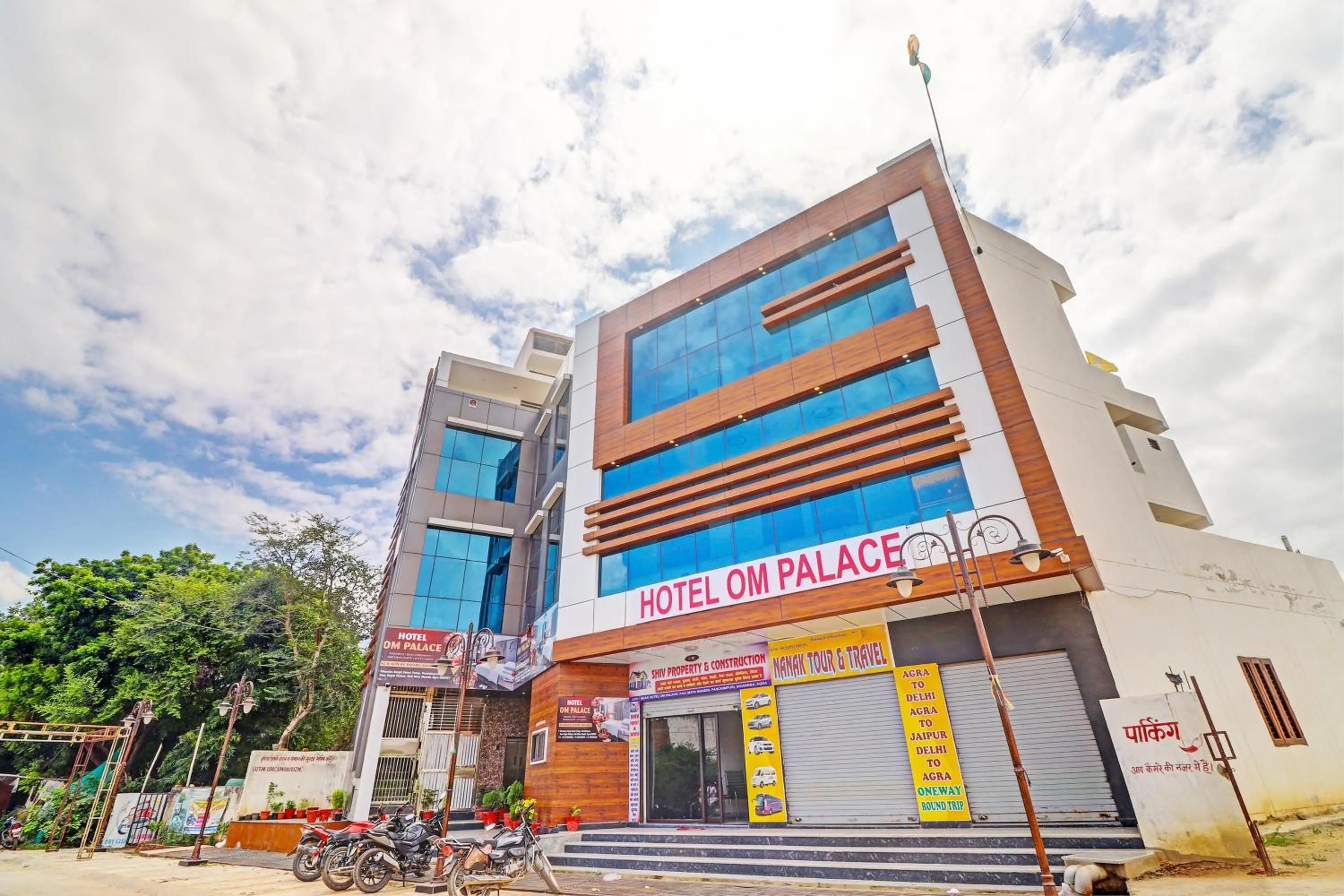Facade/entrance in Hotel O Om Palace