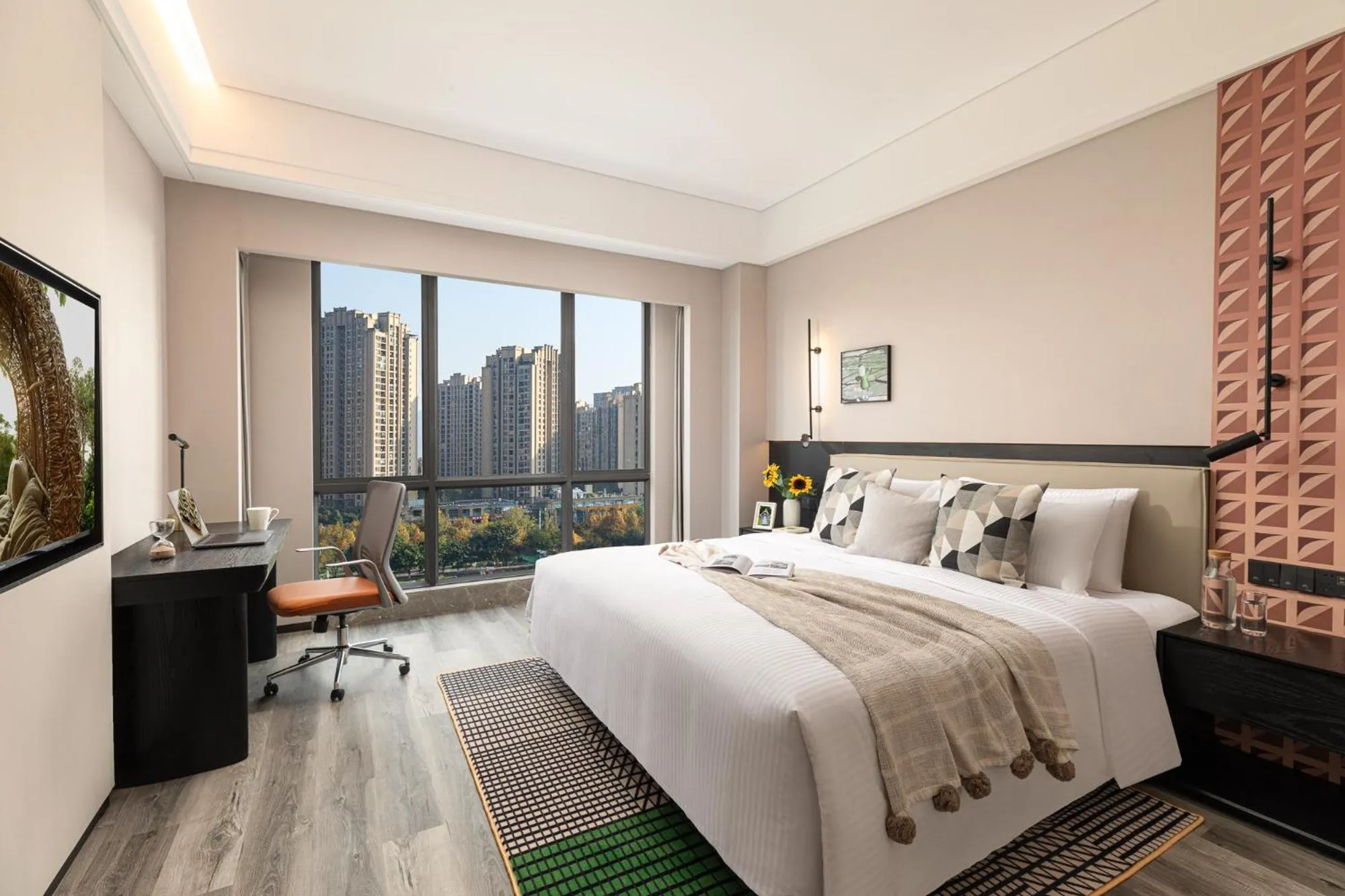 TV and multimedia, Bed in Somerset Chayuan Chongqing