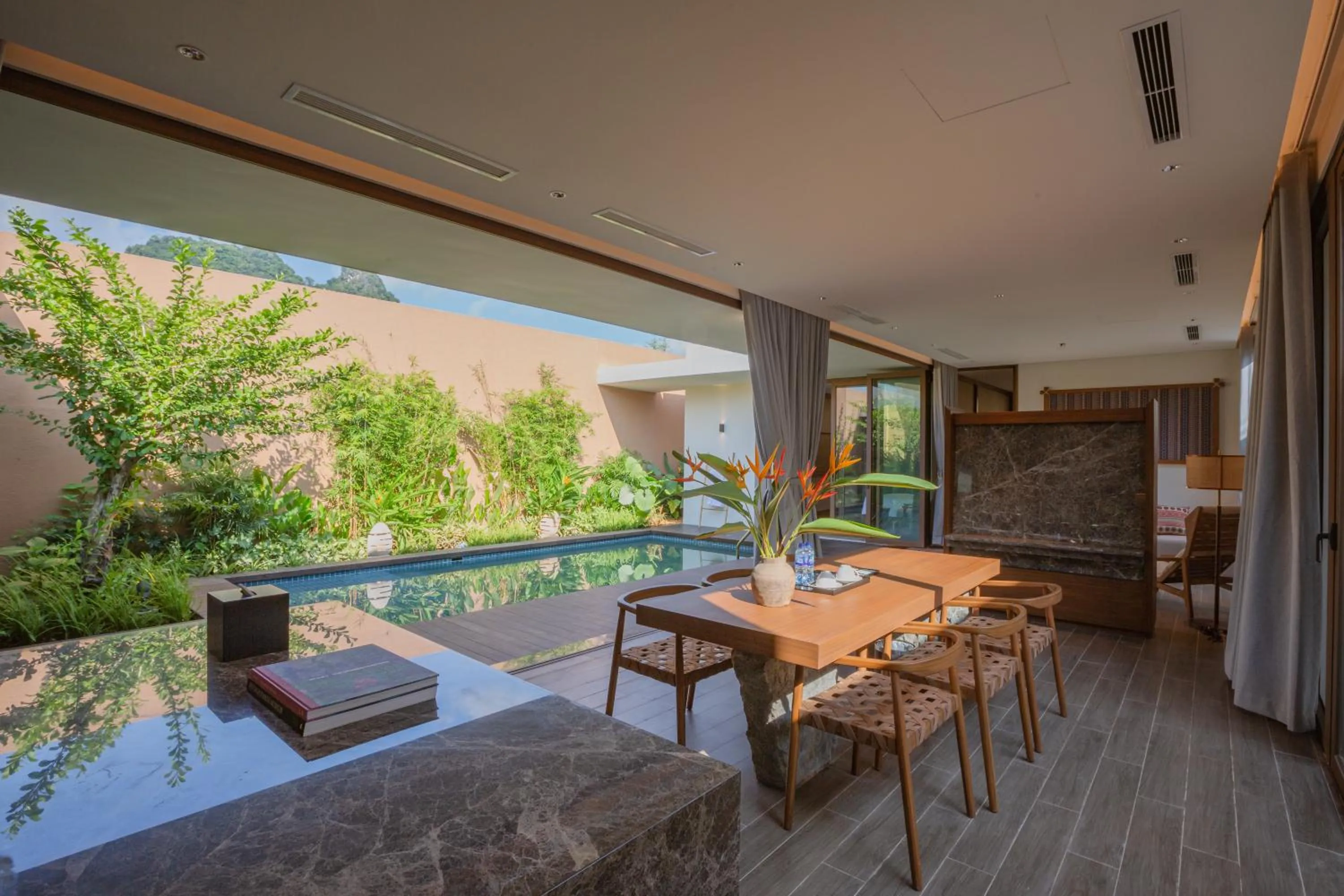 Day in Mandala Retreats Kim Bôi