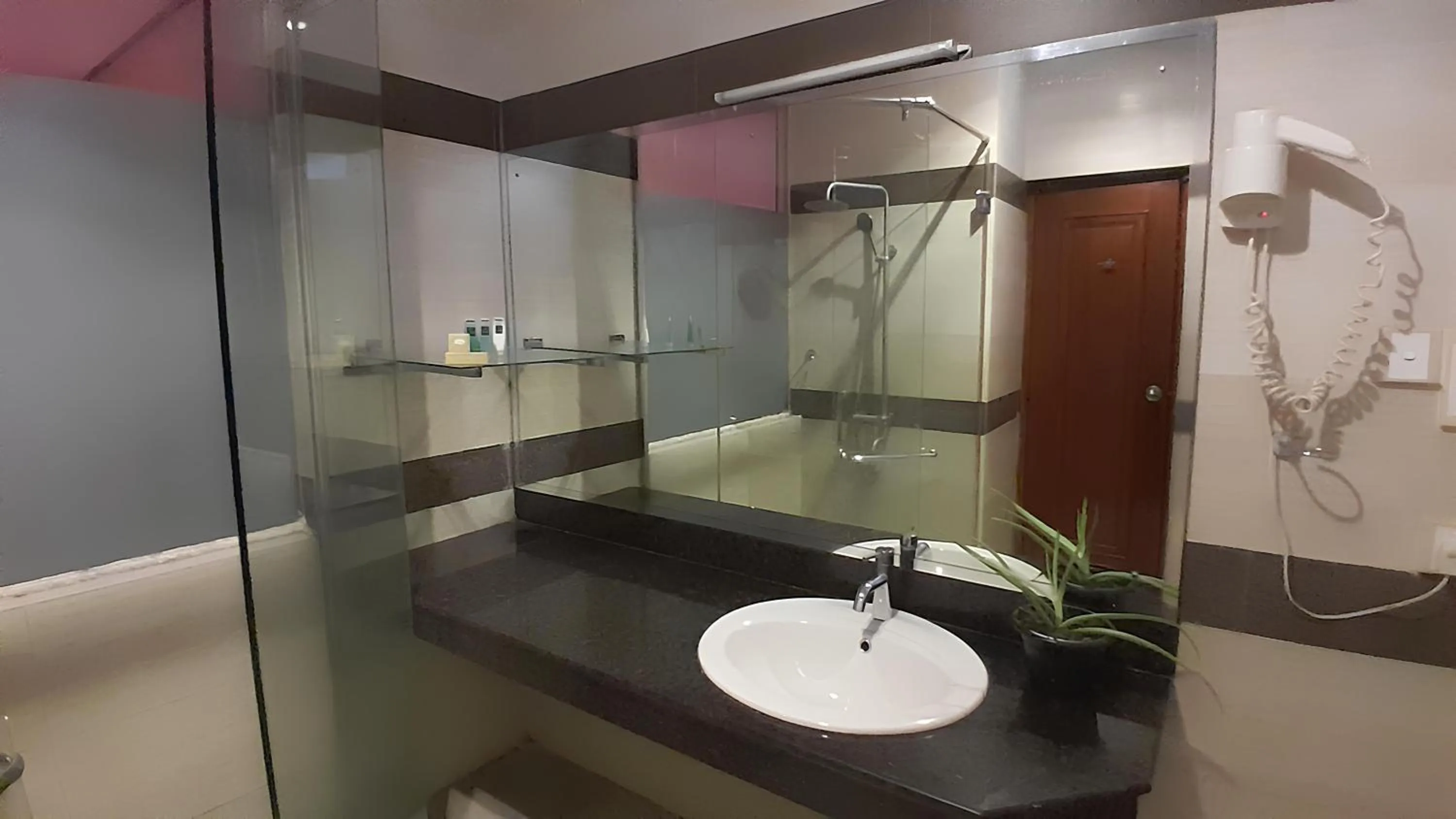 Toilet in Laya Beach