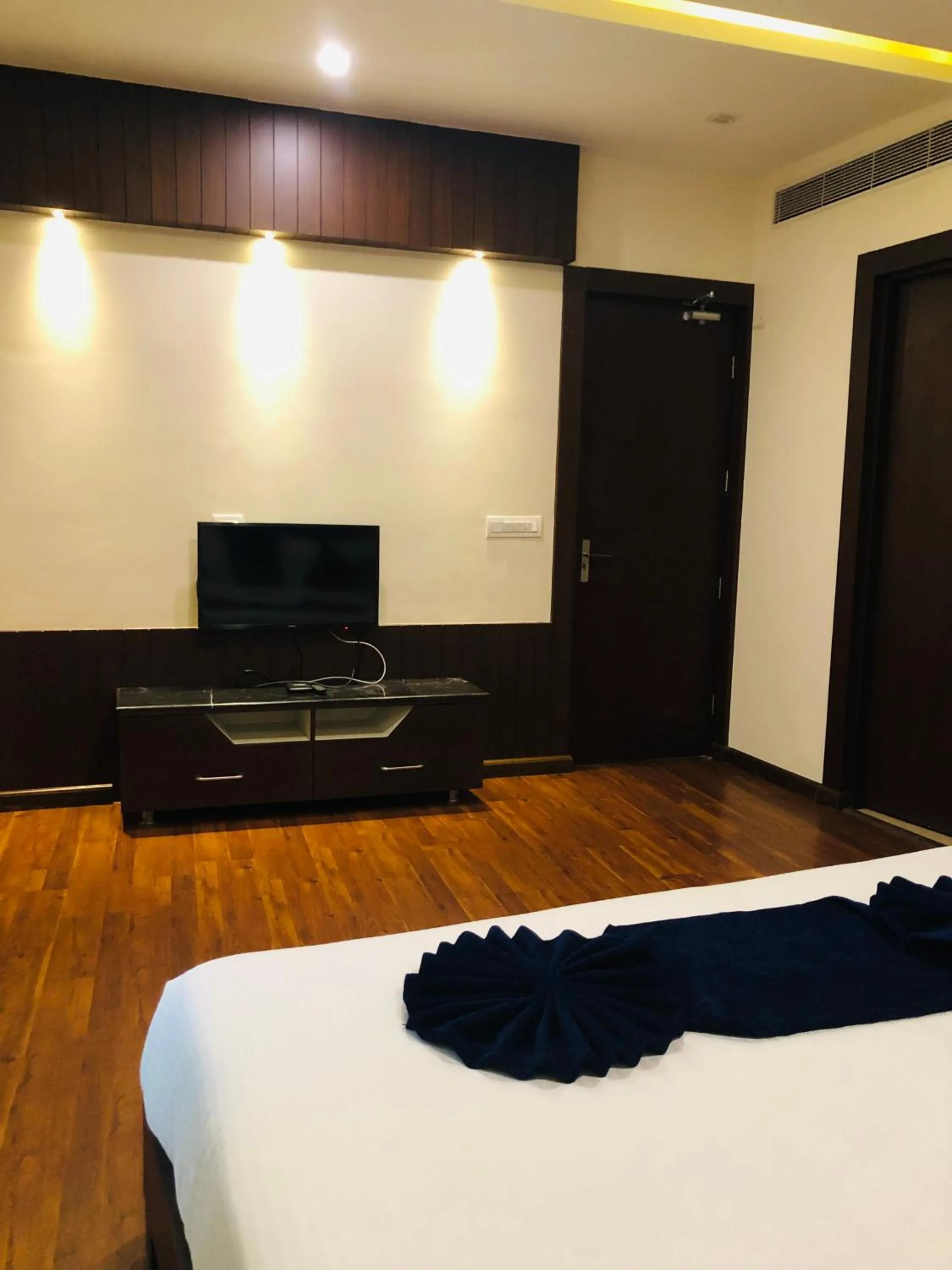 Bedroom in Nepalirika Hotel Biratchowk