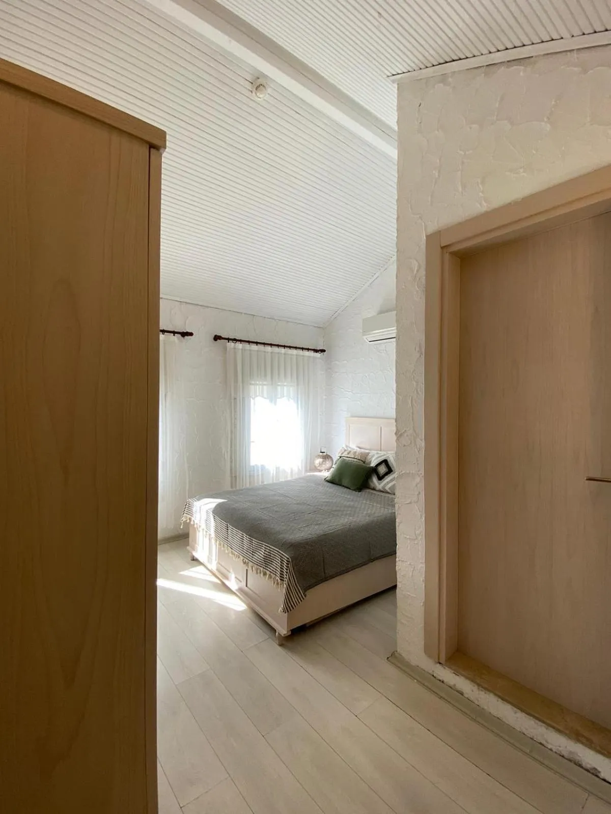 Massage in Aliko Hotel