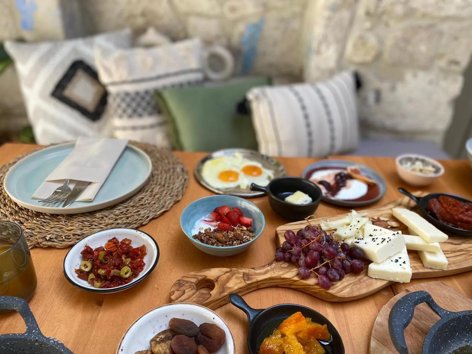 Coffee/tea facilities in Aliko Hotel