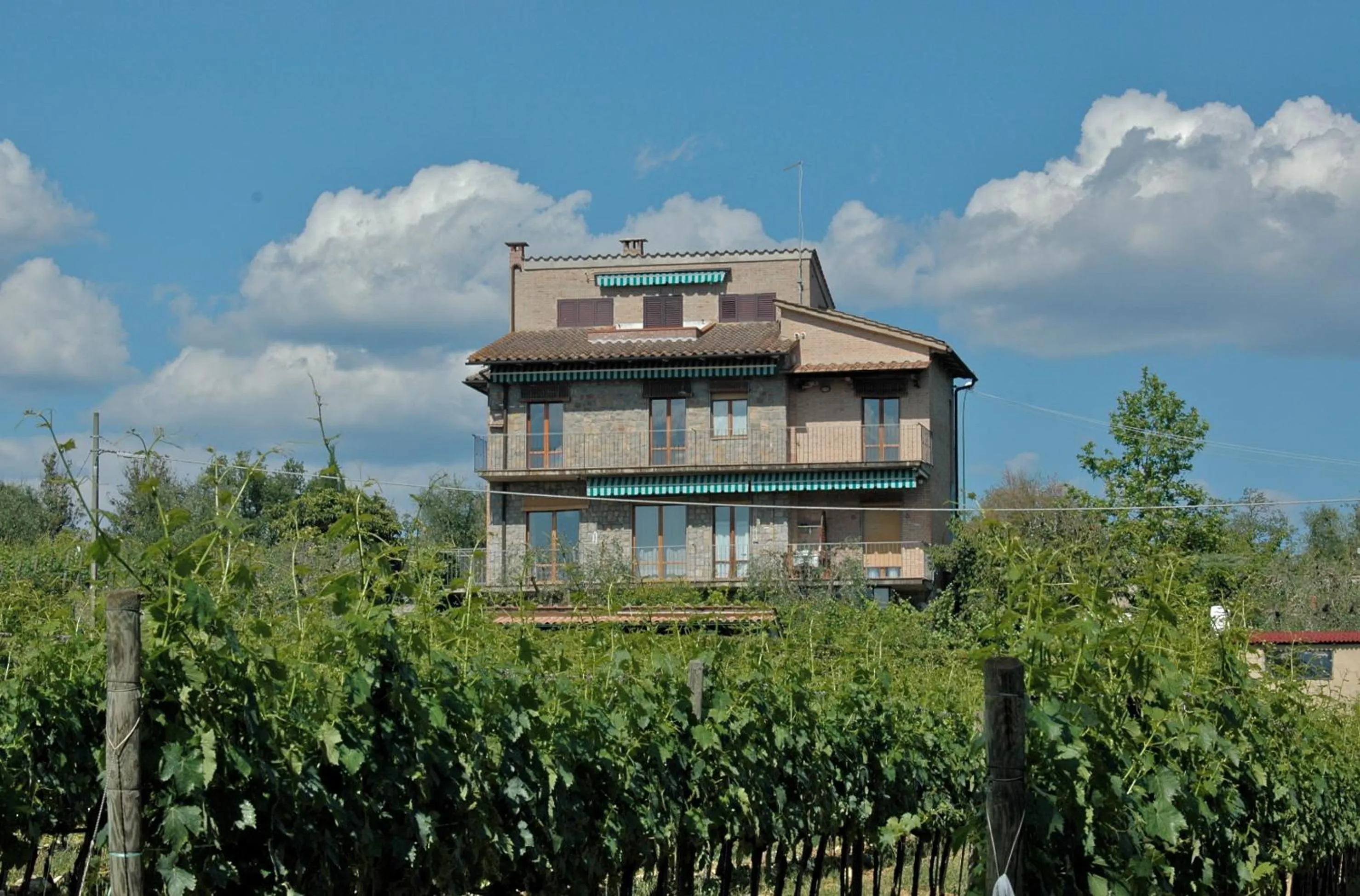 Property building in B&B Casa Certosa