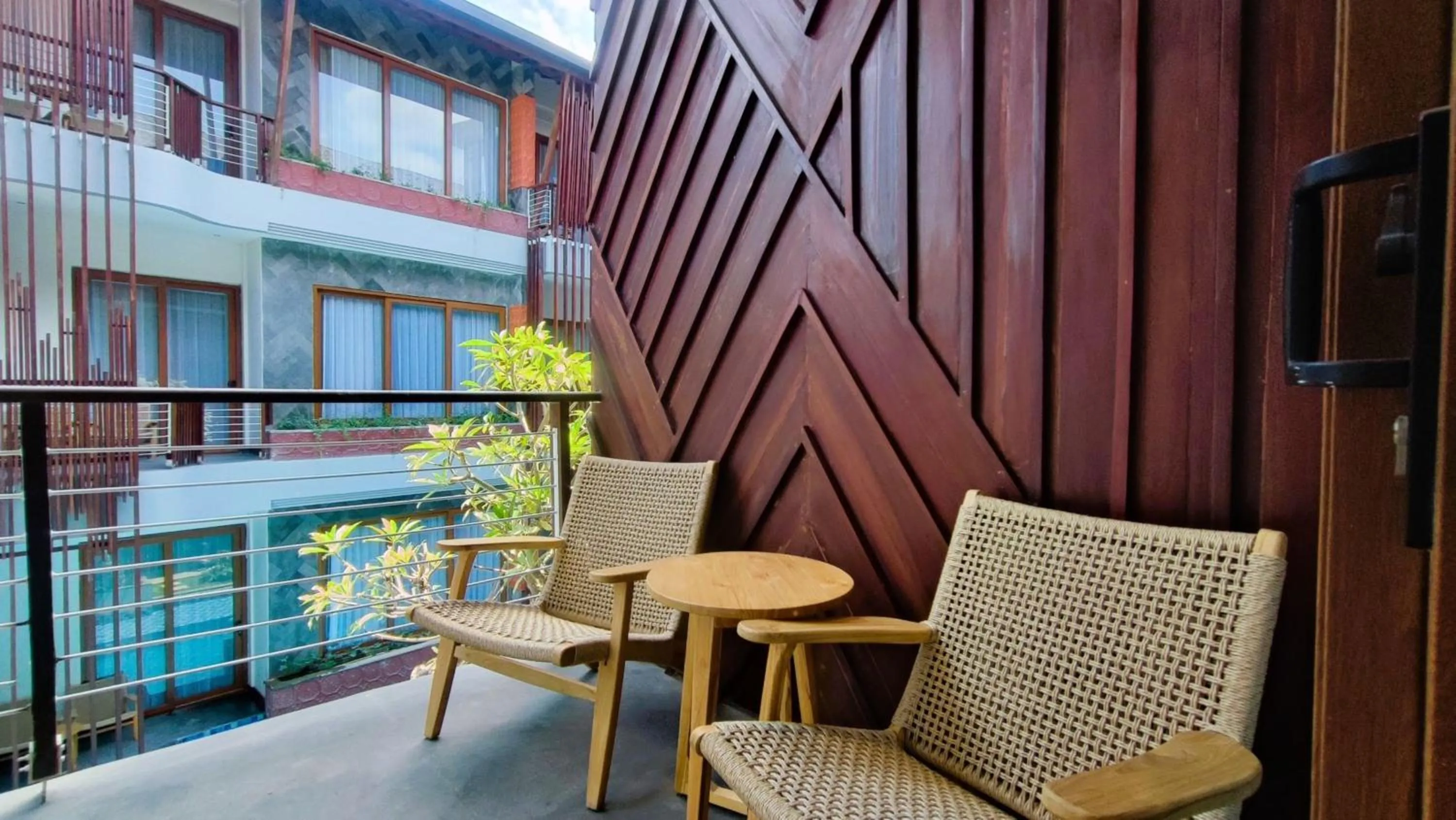 Balcony/Terrace in Mokko Suites Batubelig