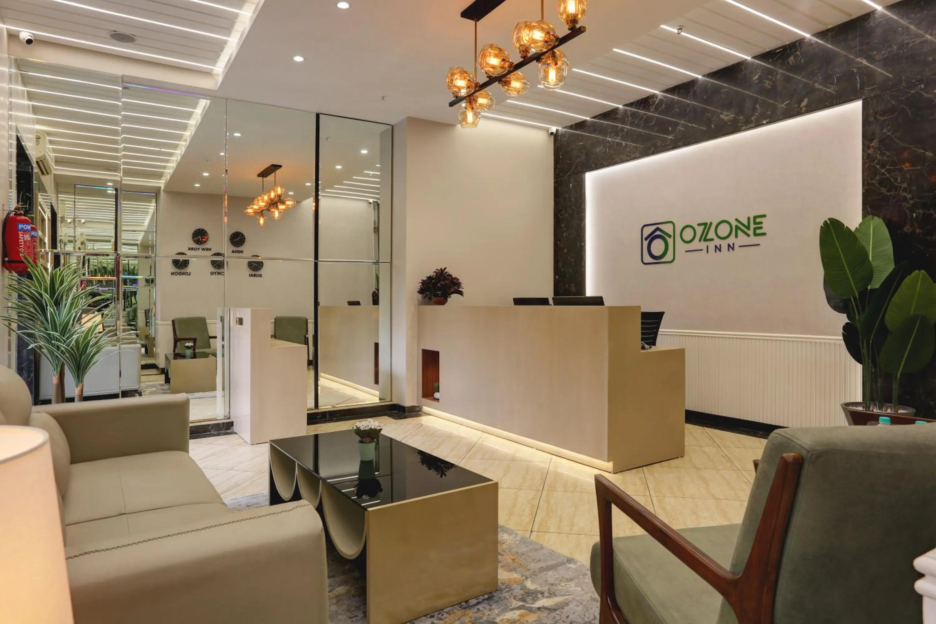 Hotel Ozone Inn Colaba