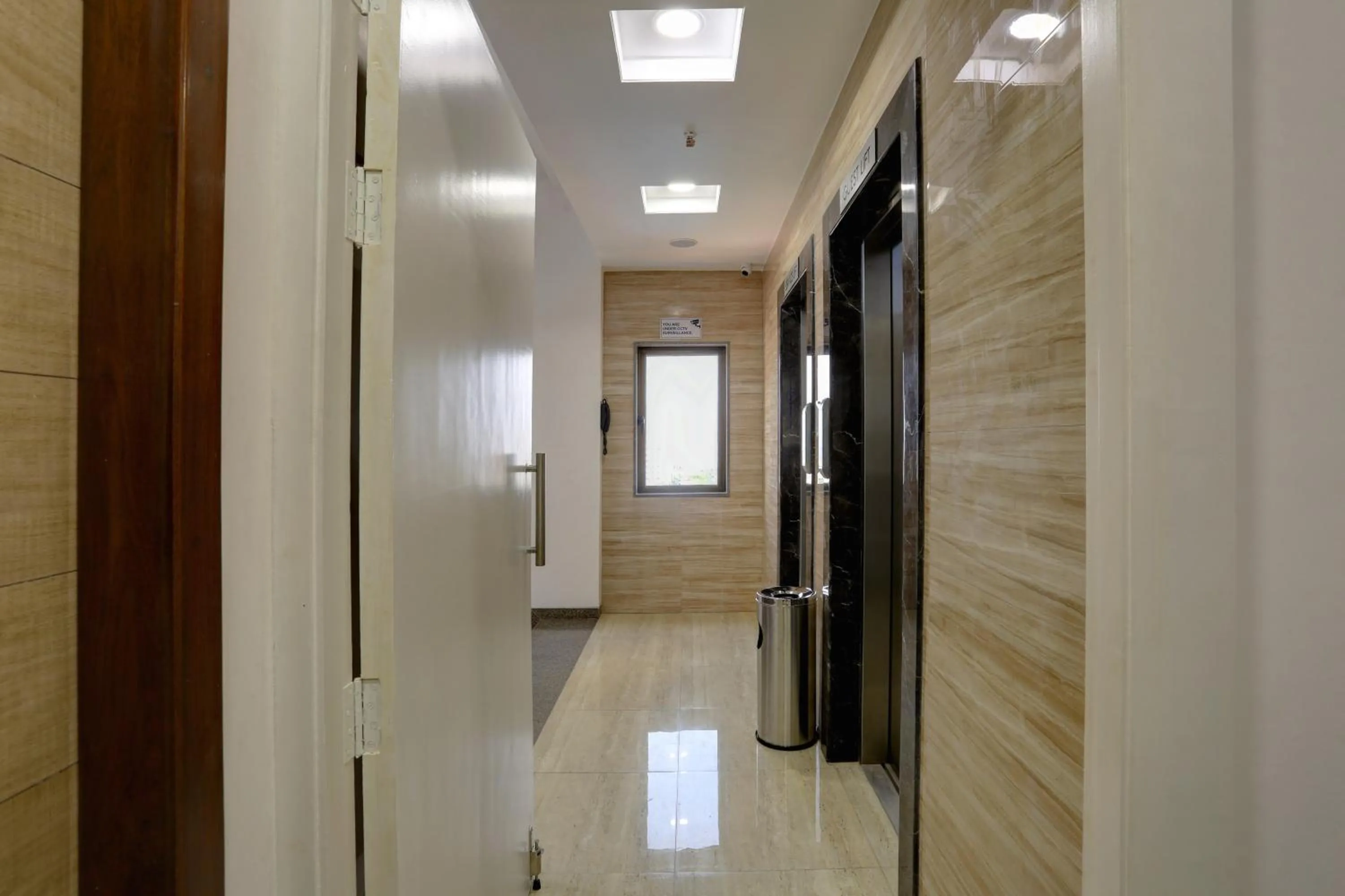 Lobby or reception in Hotel Ozone Inn Colaba