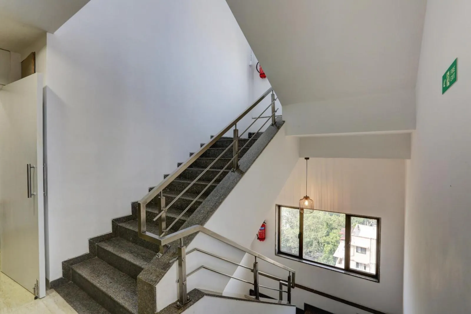 Lobby or reception in Hotel Ozone Inn Colaba