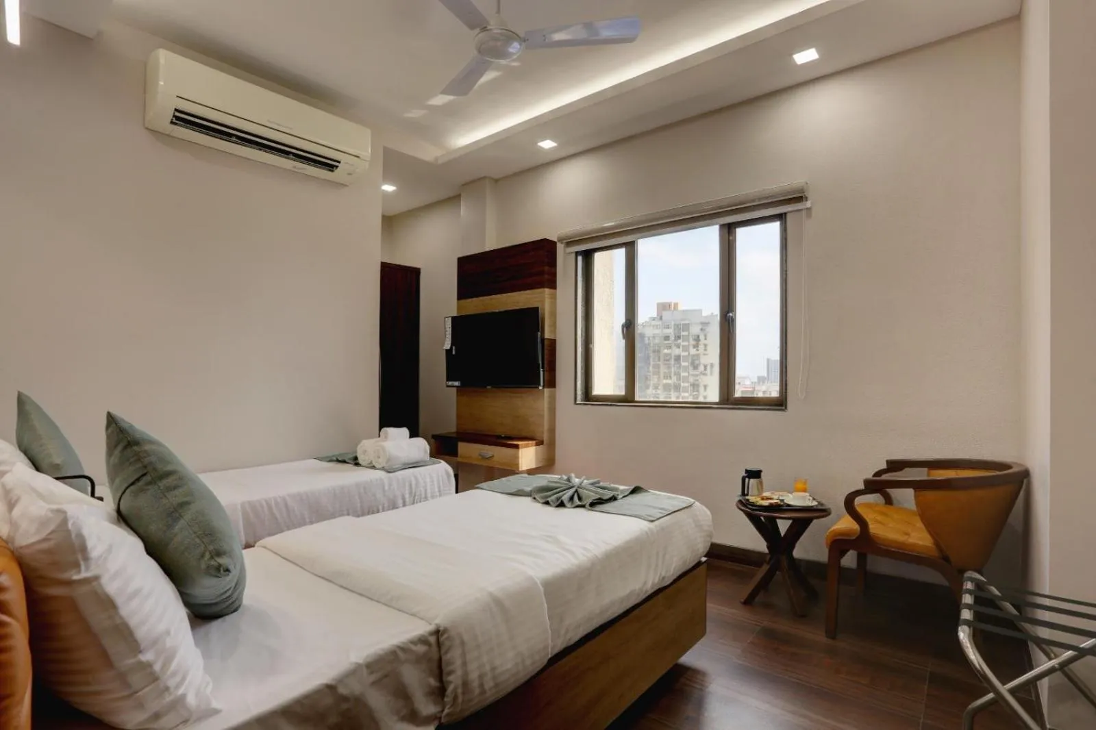 Bedroom, Bed in Hotel Ozone Inn Colaba