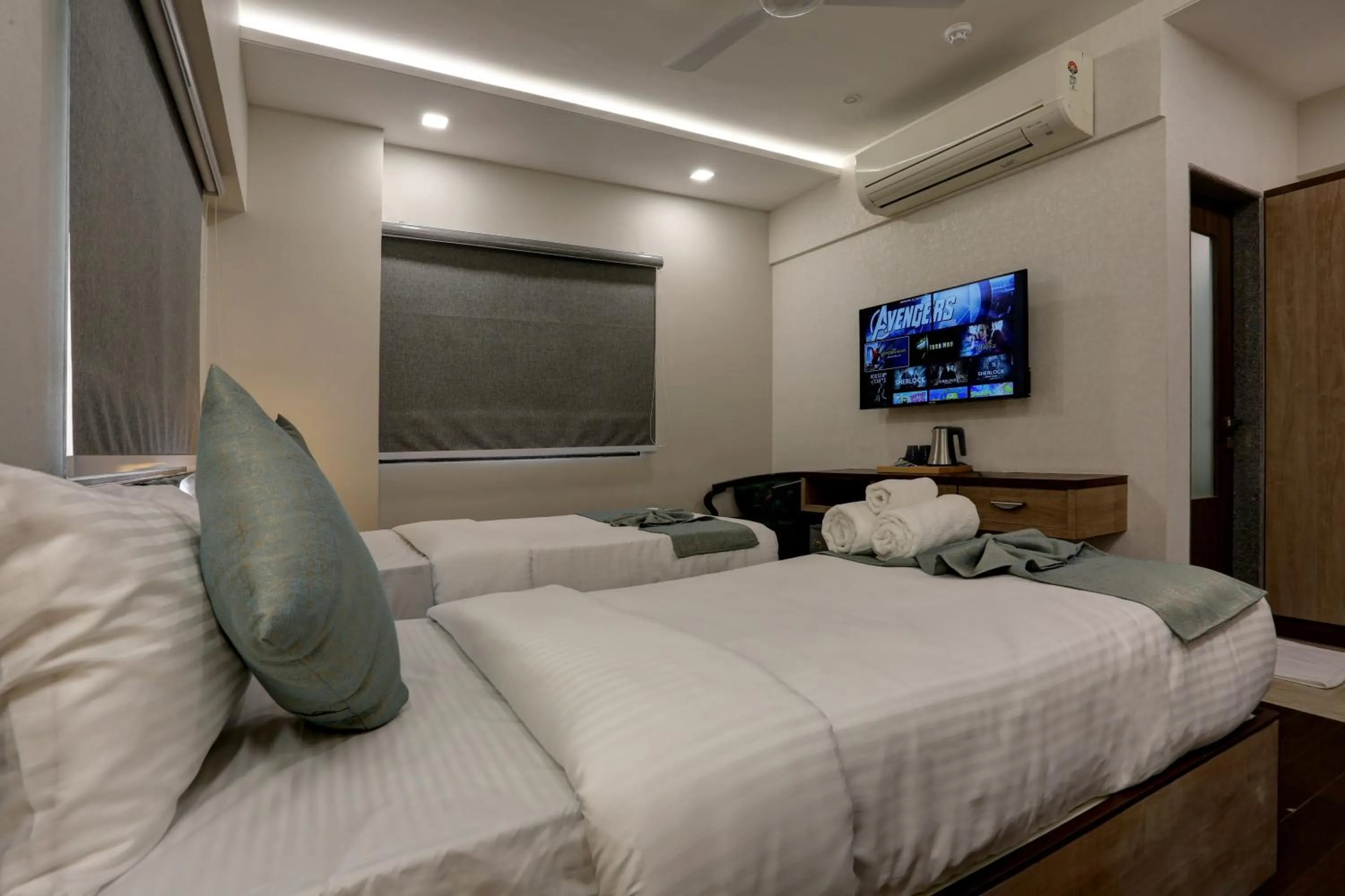 Bedroom, Bed in Hotel Ozone Inn Colaba