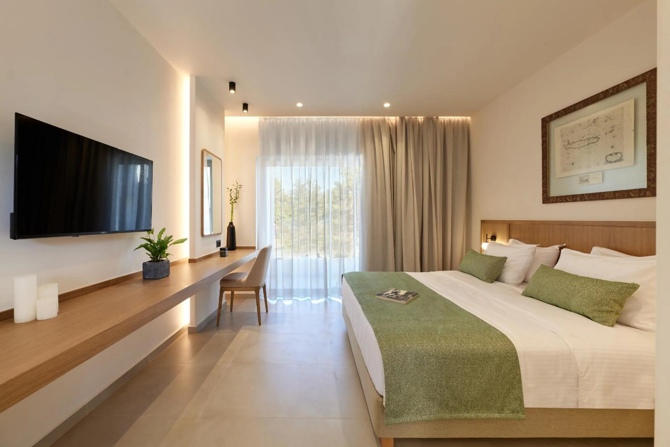 Photo of the whole room, Bed in Inea Sole Boutique Hotel