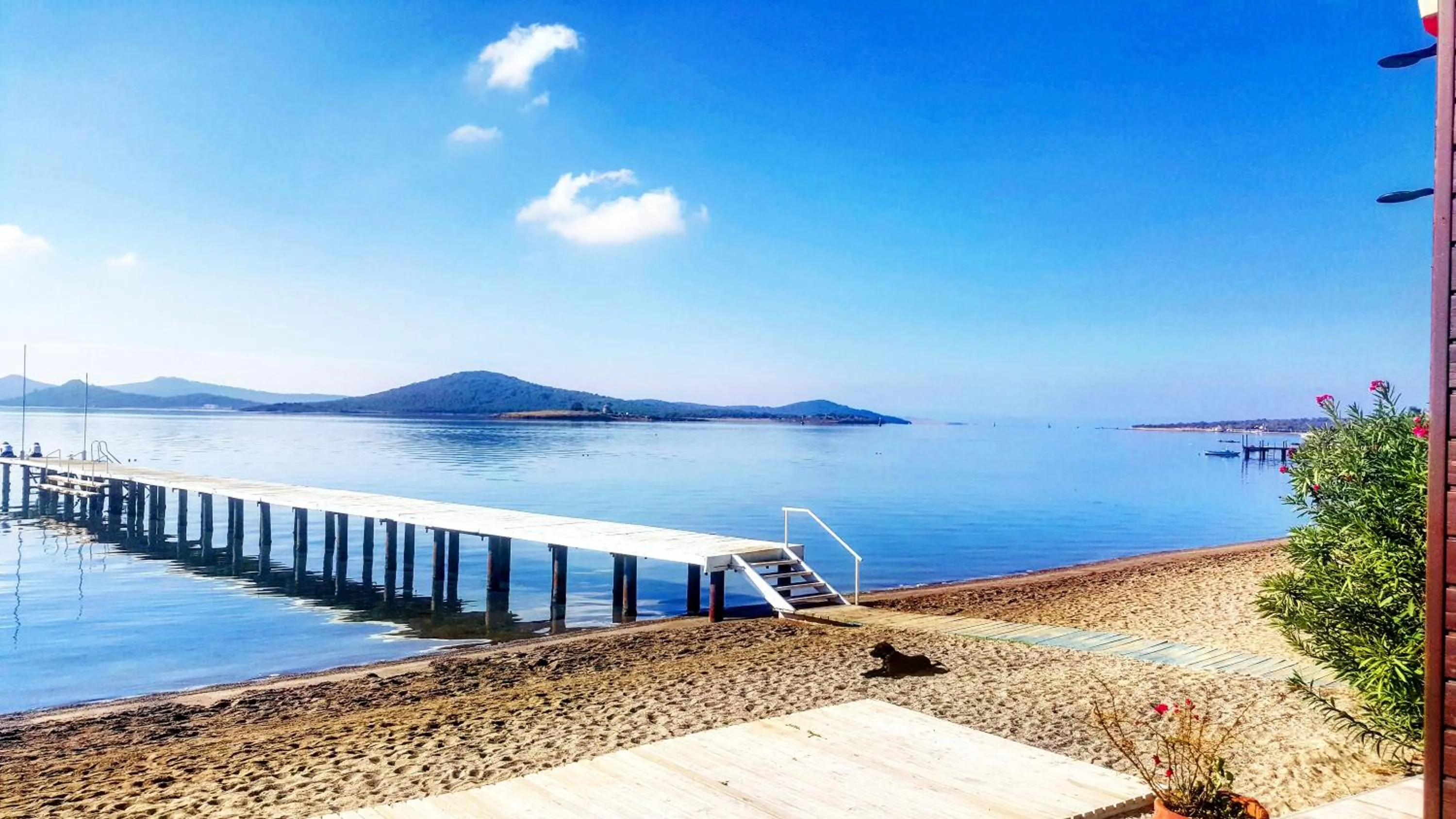 Beach in Cunda Hotel