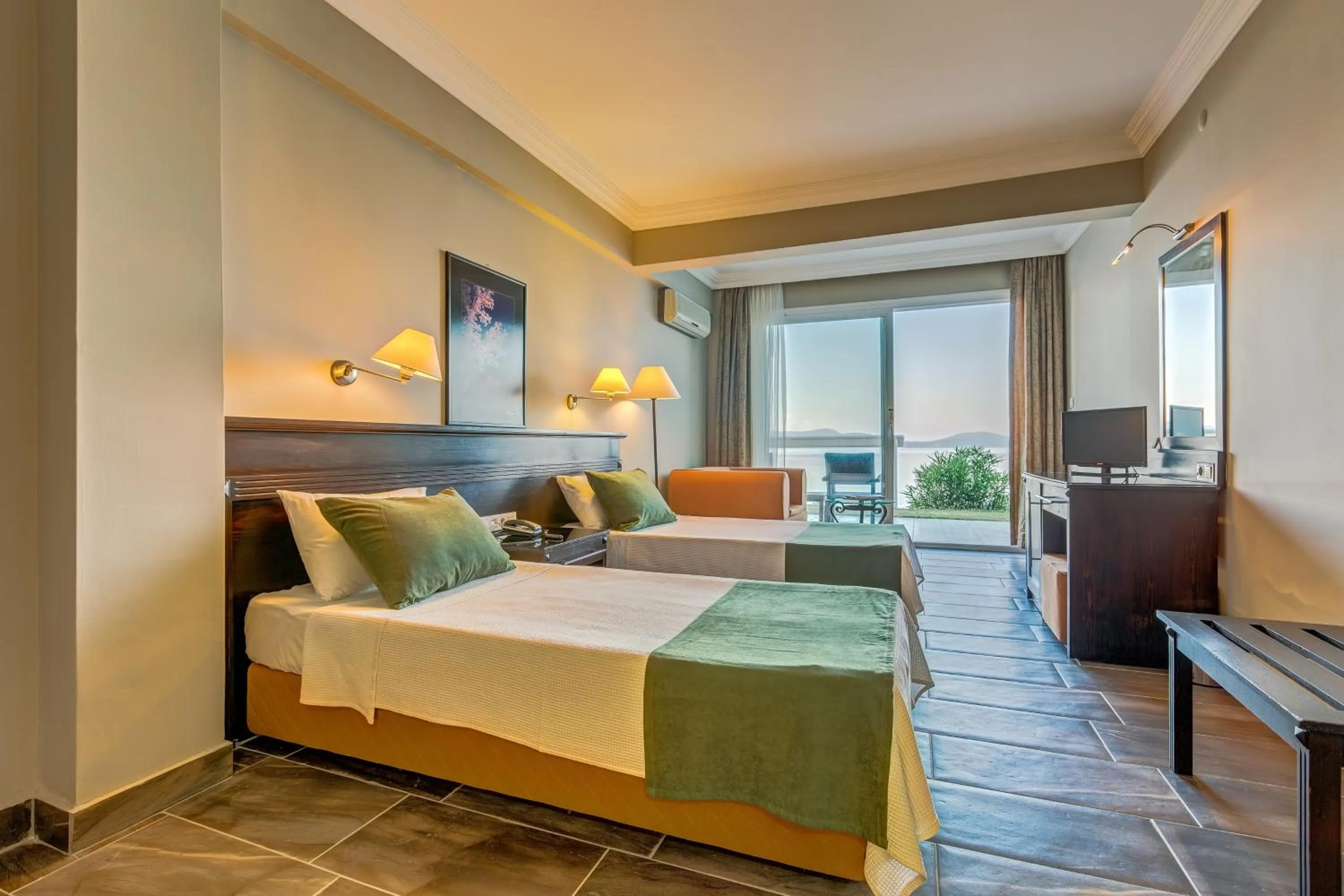 Photo of the whole room, Bed in Cunda Hotel