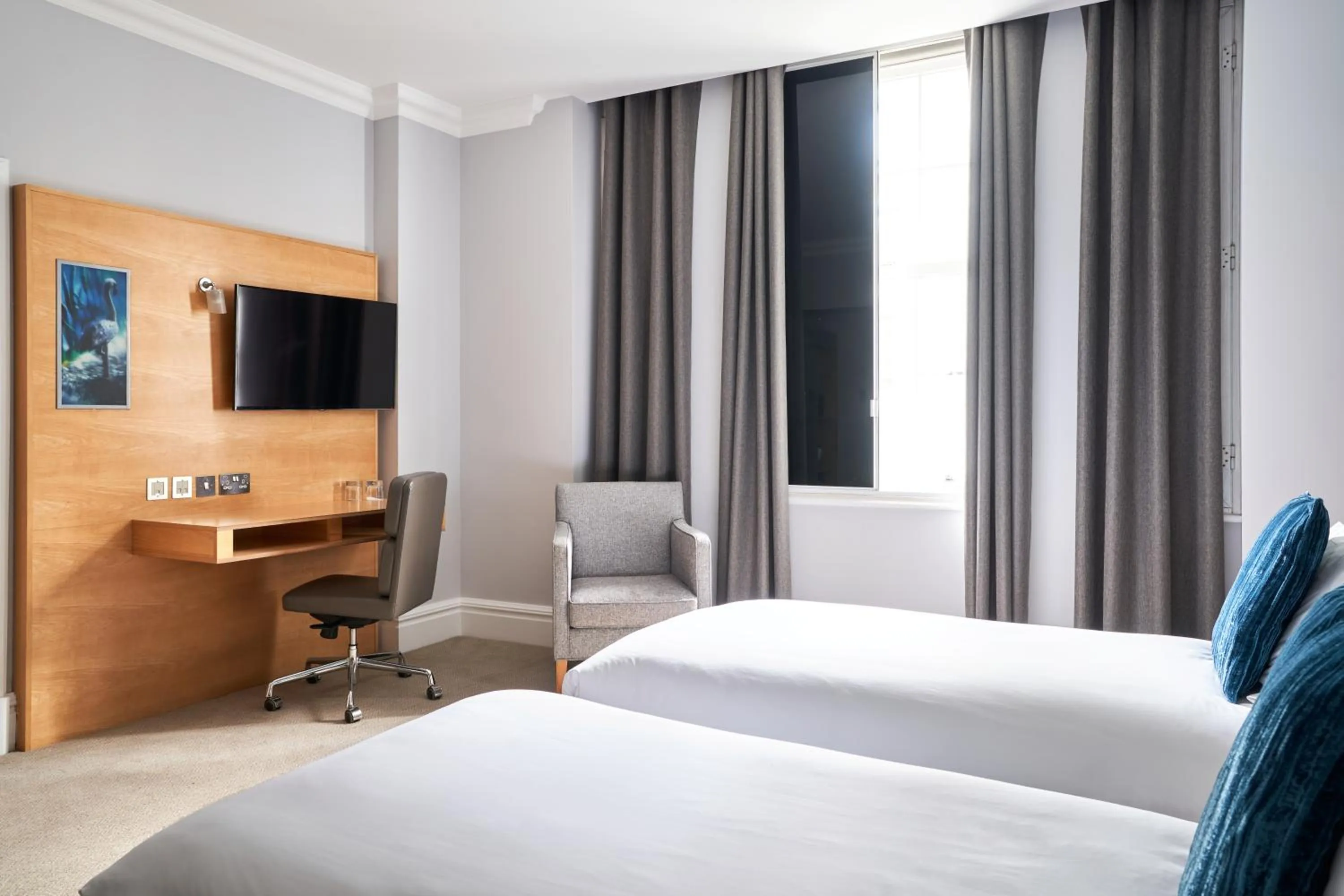 Bedroom, Bed in Thistle London Park Lane