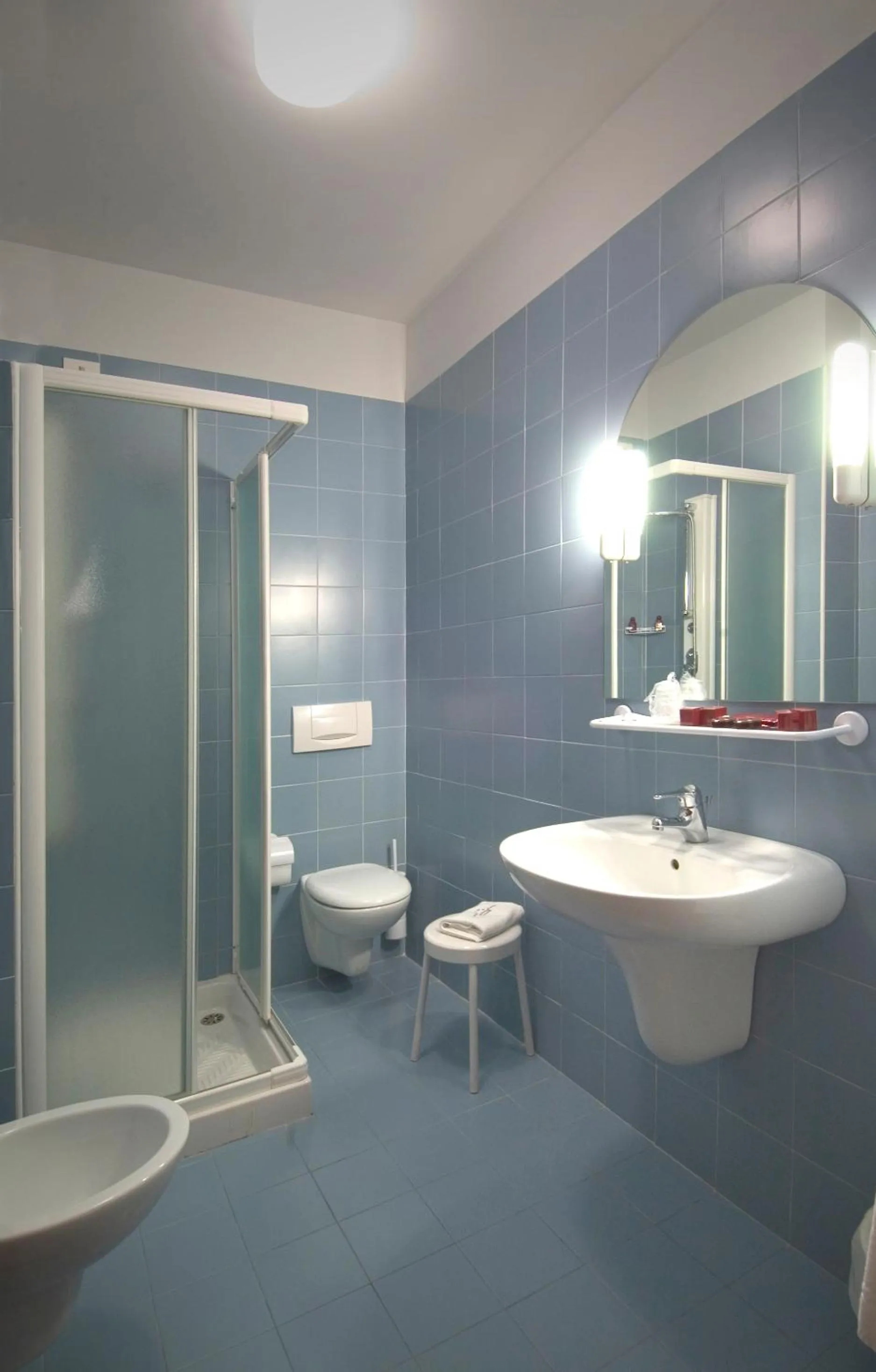 Shower in Marchi Hotel