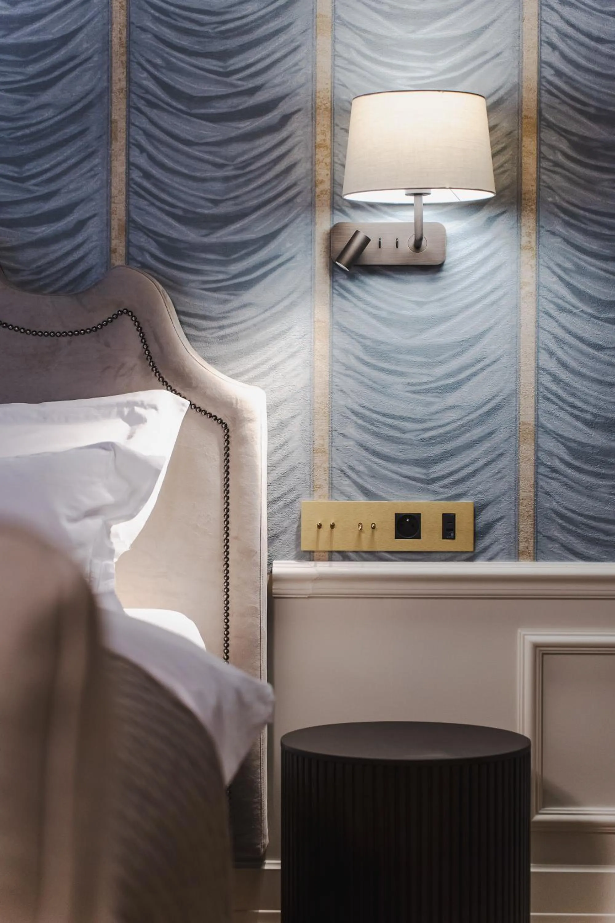 Bedroom, Bed in Hotel Unicus Palace Old Town - Destigo Hotels