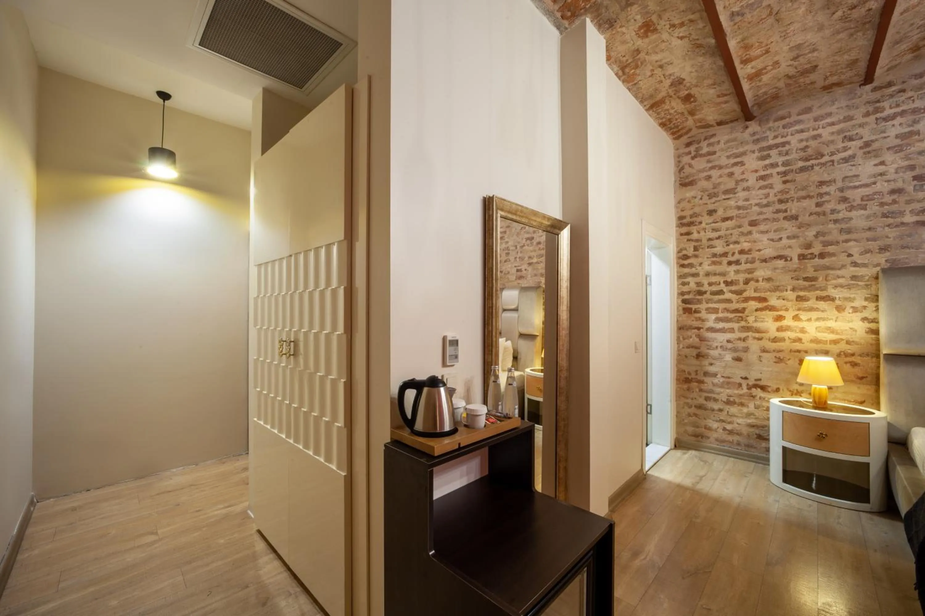 Massage in Nine Istanbul Hotel