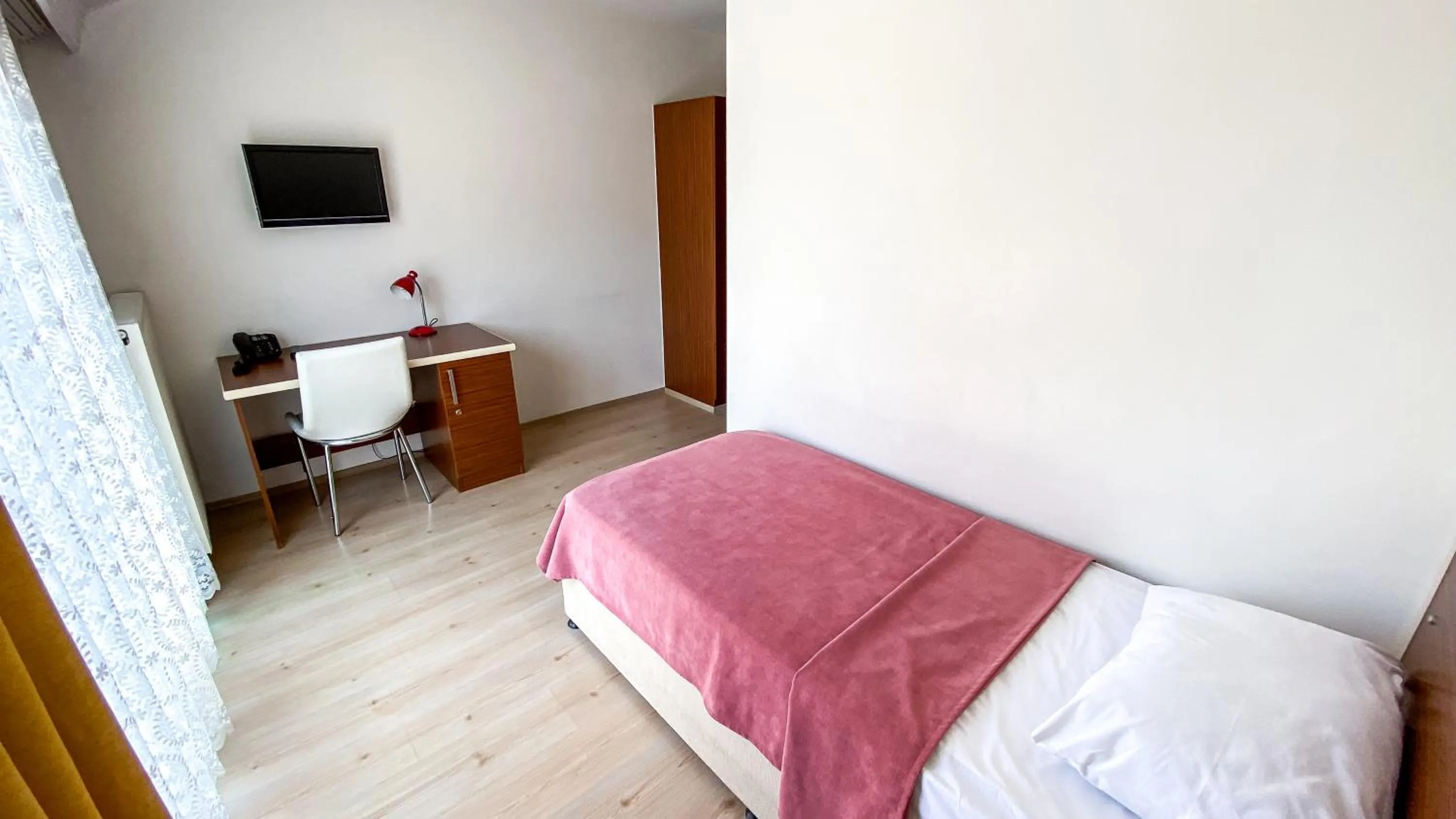 Bed in Sirin Residence