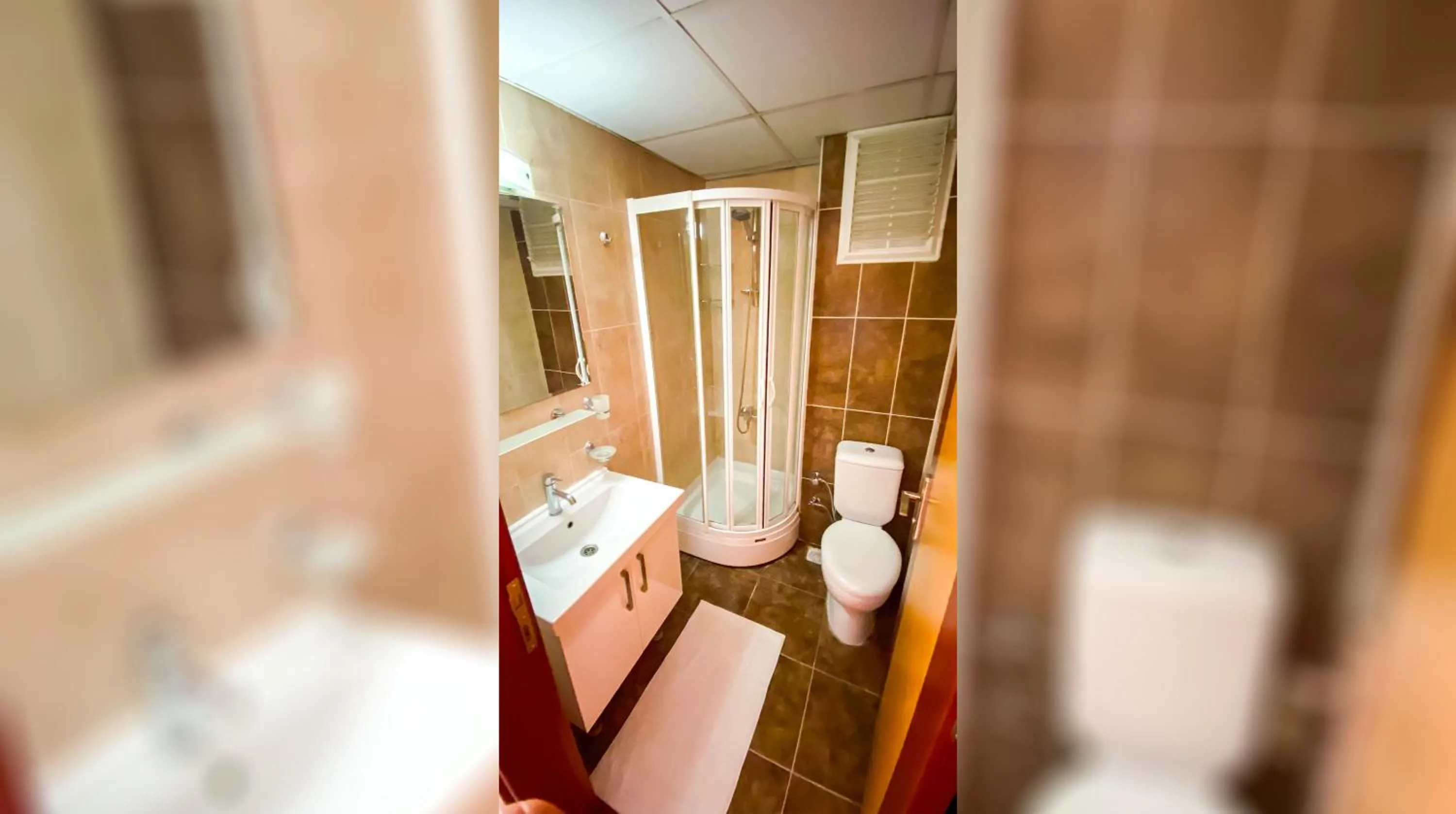 Toilet in Sirin Residence