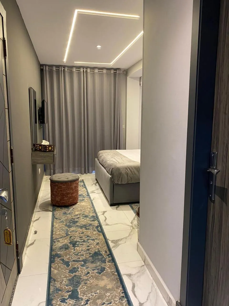 Bedroom, Bed in pyramids grand museum inn