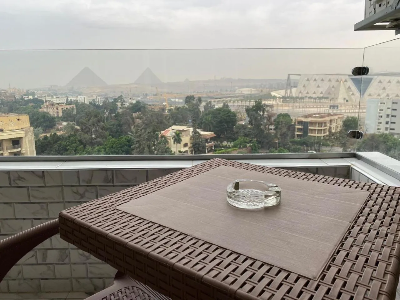 pyramids grand museum inn