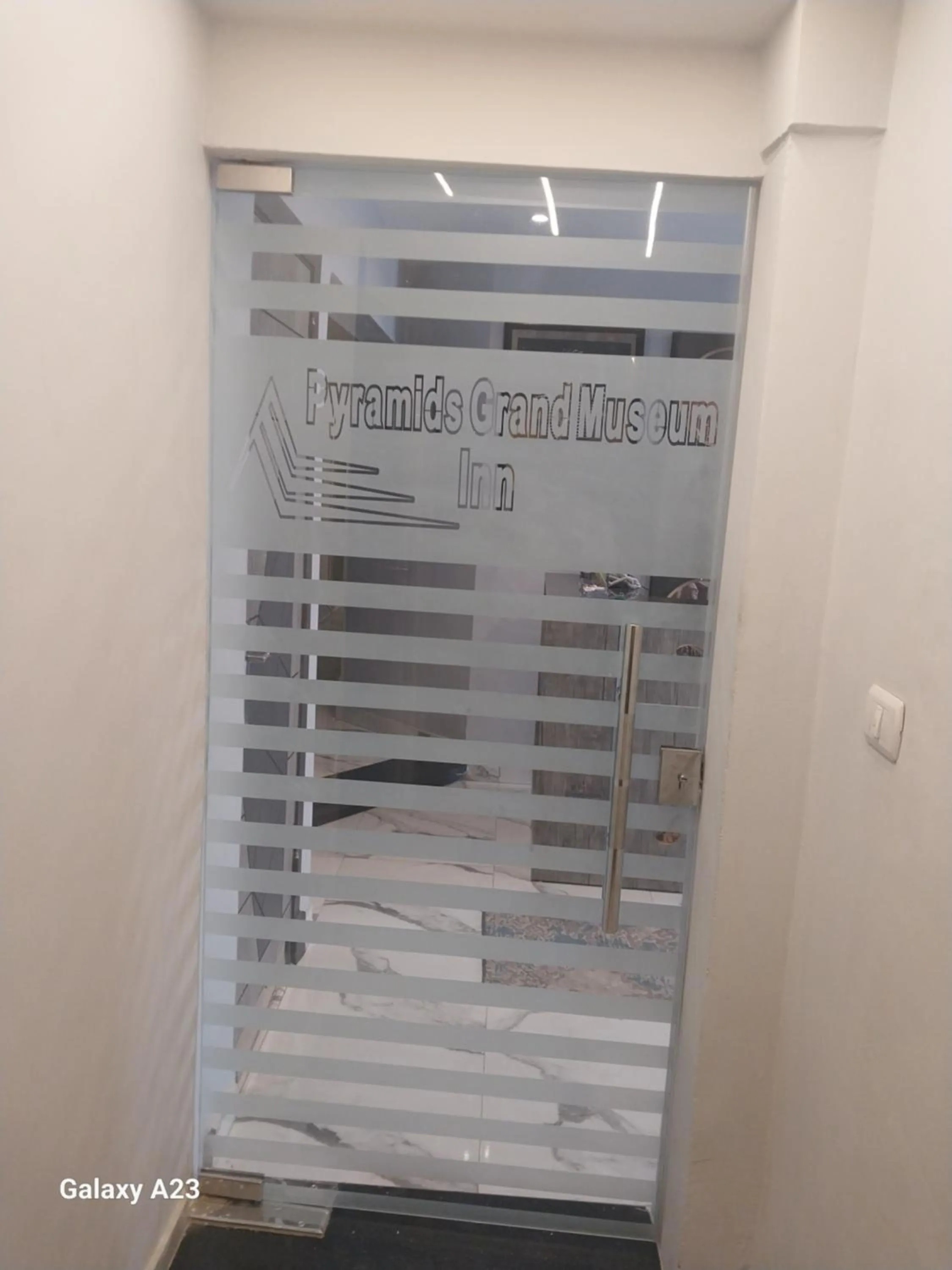 pyramids grand museum inn