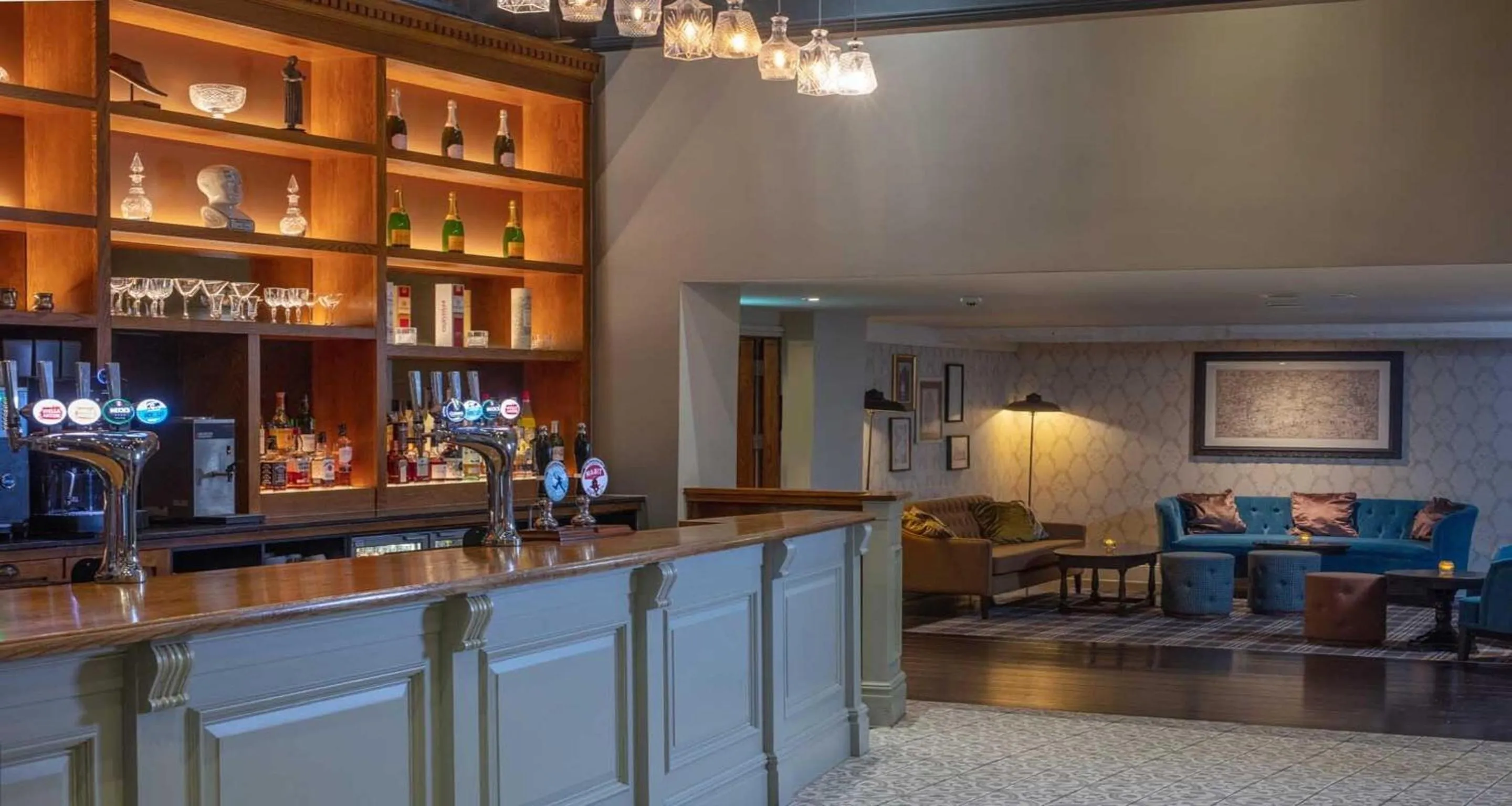 Restaurant/places to eat in Best Western Plus Angel Hotel