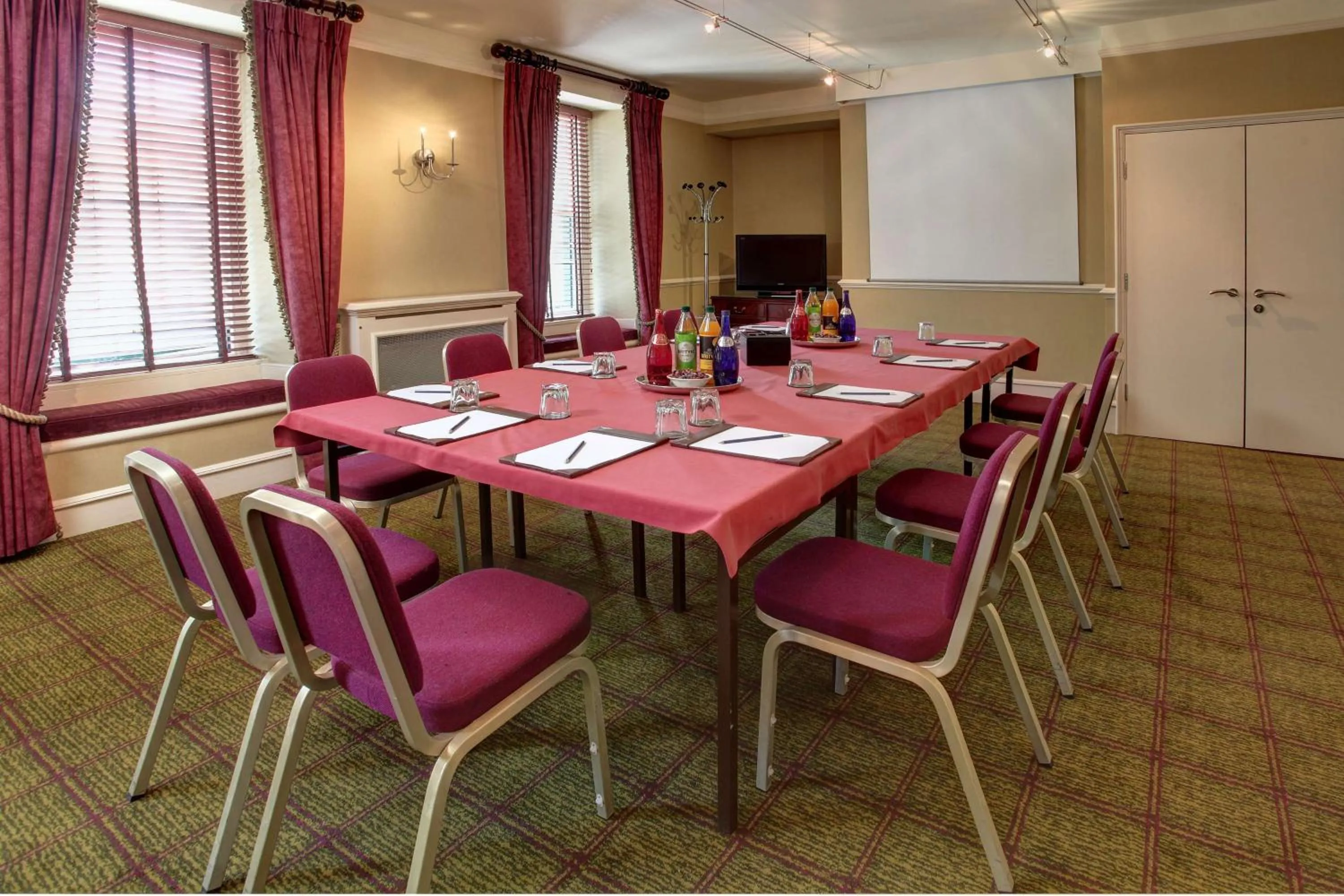 Meeting/conference room in Best Western Plus Angel Hotel