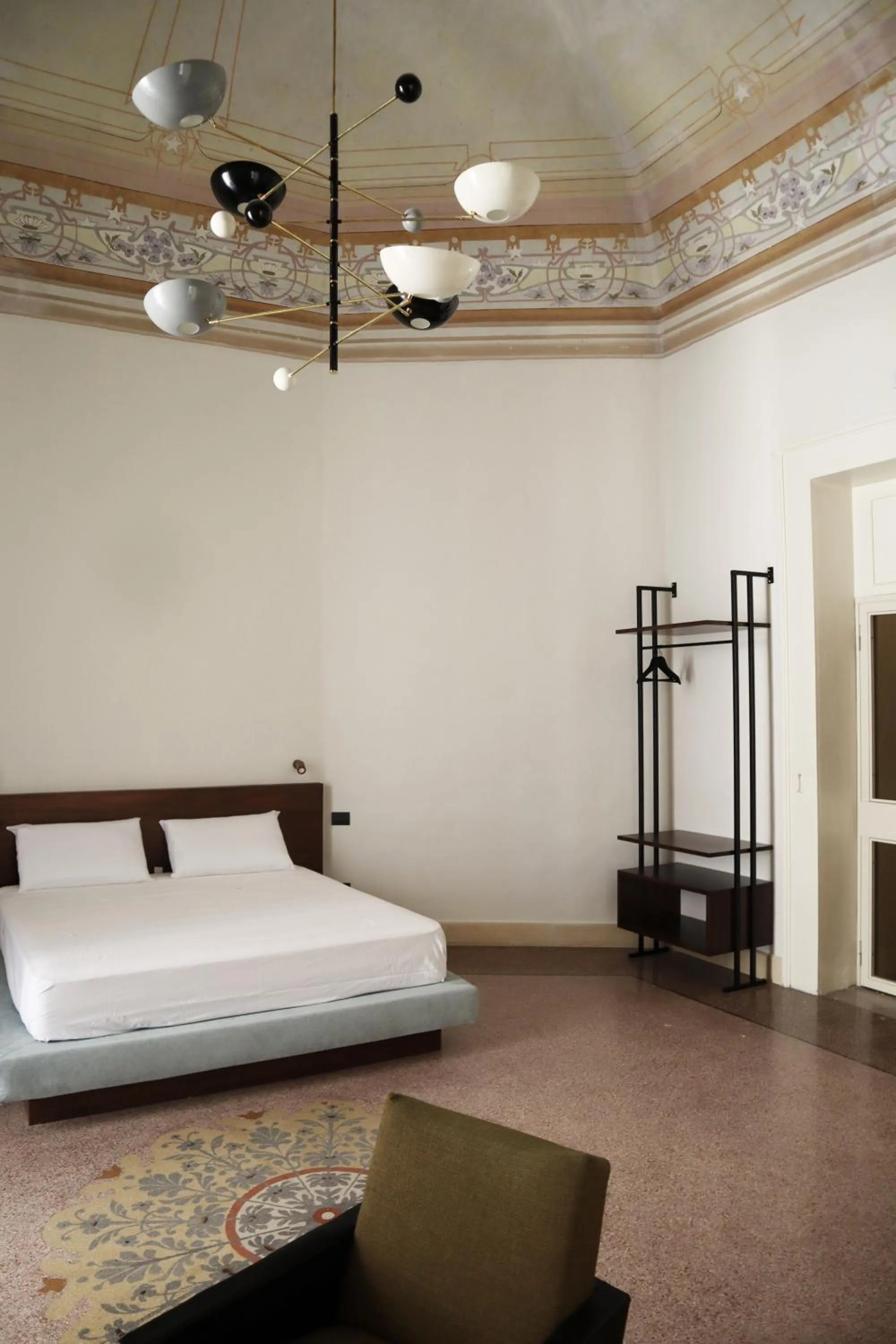 Bedroom, Bed in Roiss Haus Suites