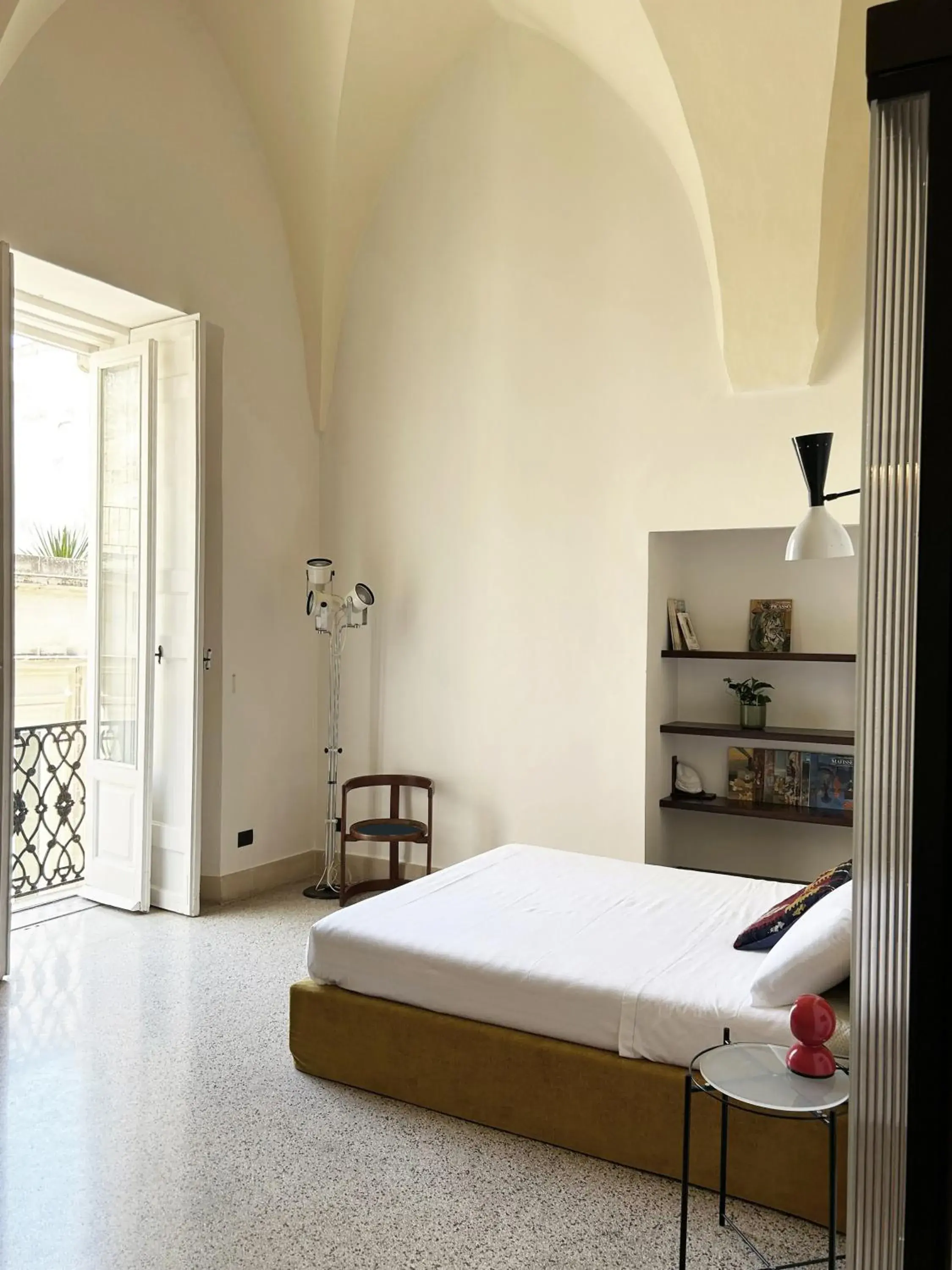 King Room with Balcony in Roiss Haus Suites King Room with Balcony in Roiss Haus Suites