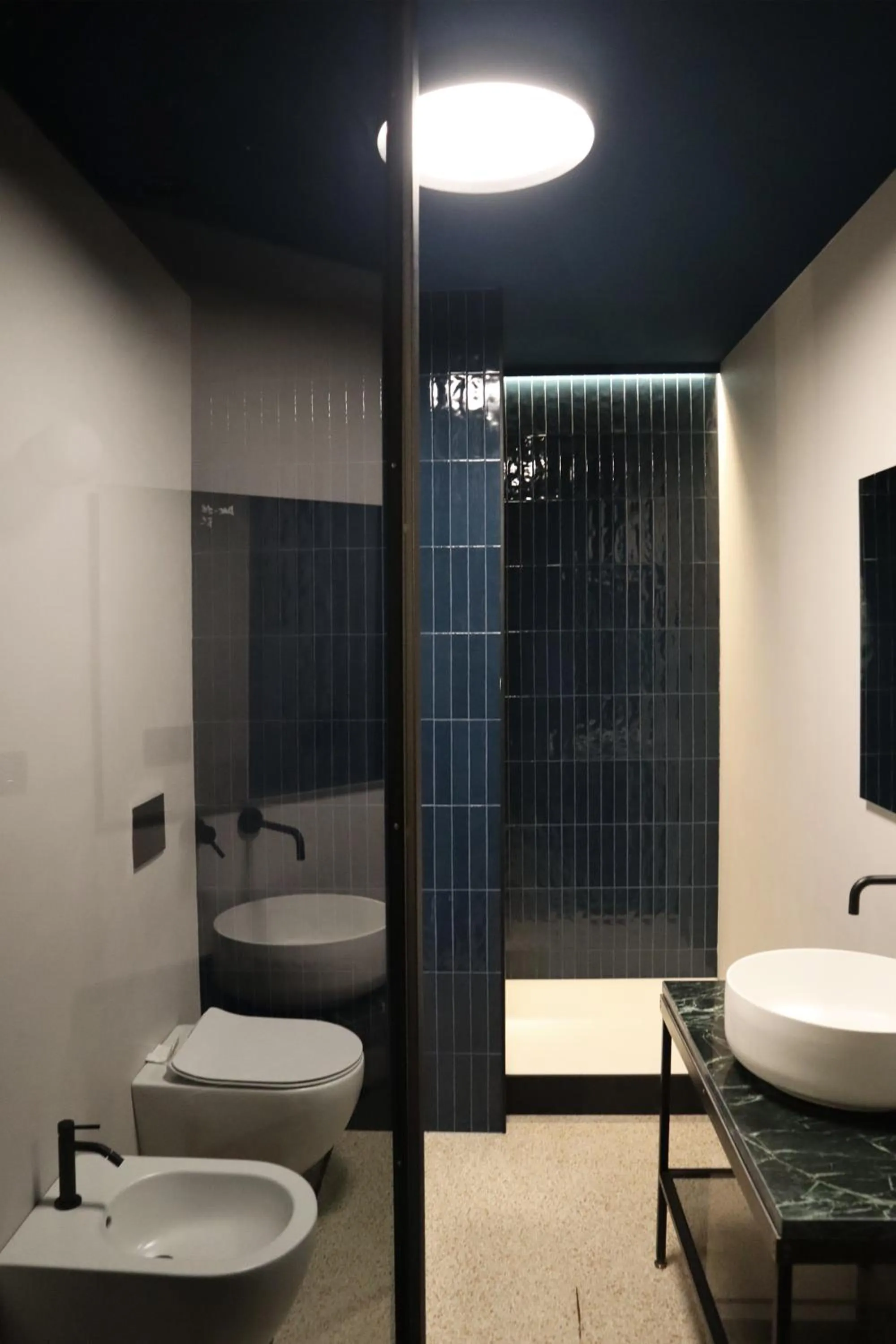 Shower in Roiss Haus Suites