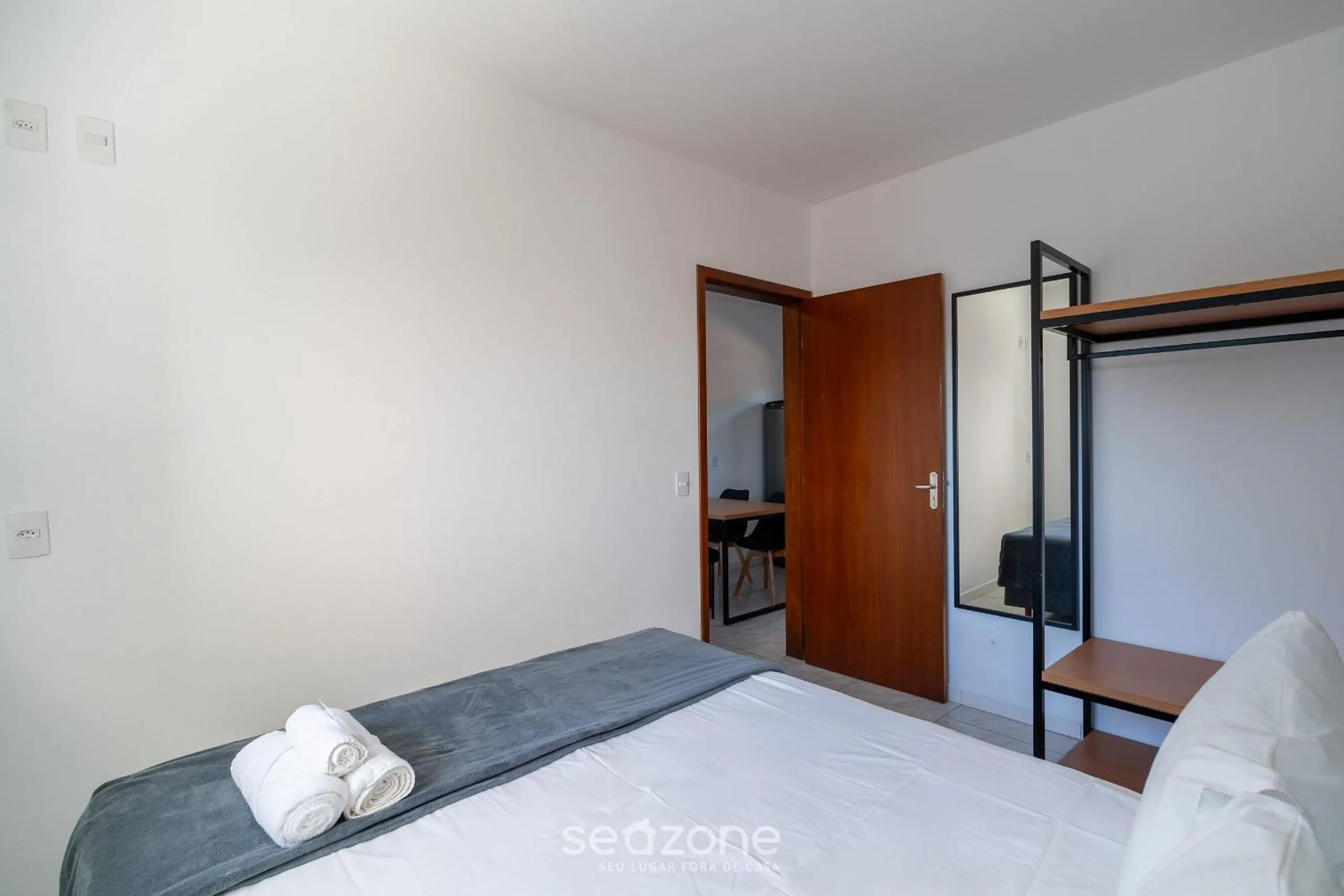 Bedroom, Bed in Apartamentos em Jurerê - JMA