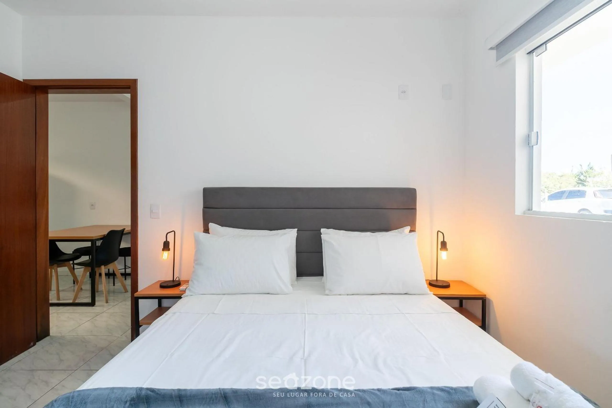 Bedroom, Bed in Apartamentos em Jurerê - JMA