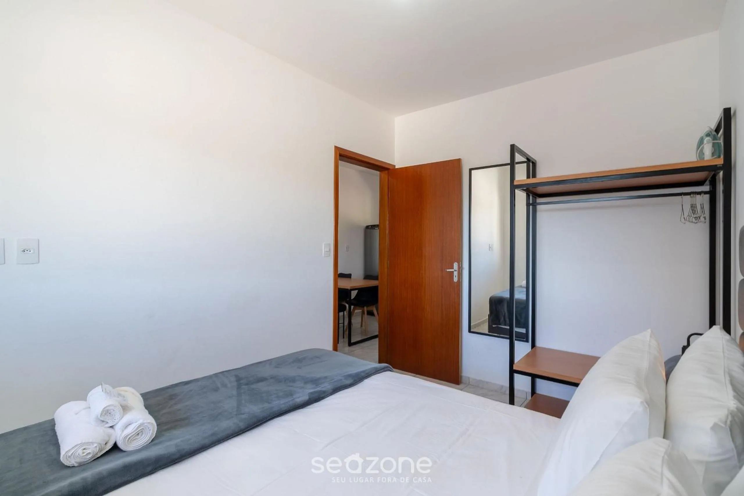 Bedroom, Bed in Apartamentos em Jurerê - JMA