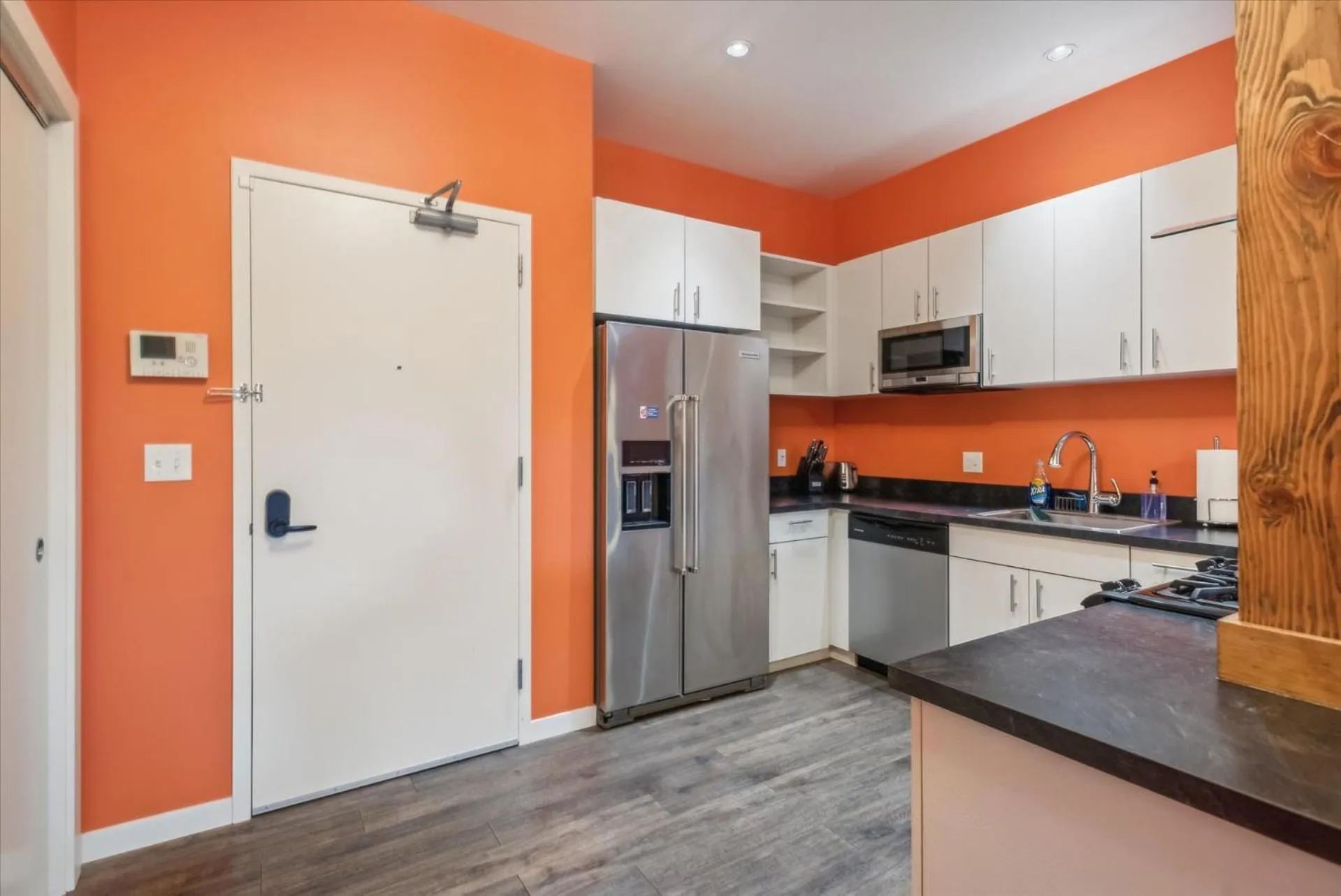 VioletSuitesPDX Boutique Hotel