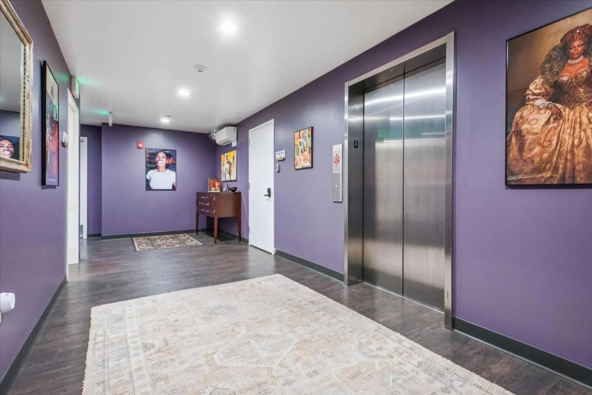 VioletSuitesPDX Boutique Hotel