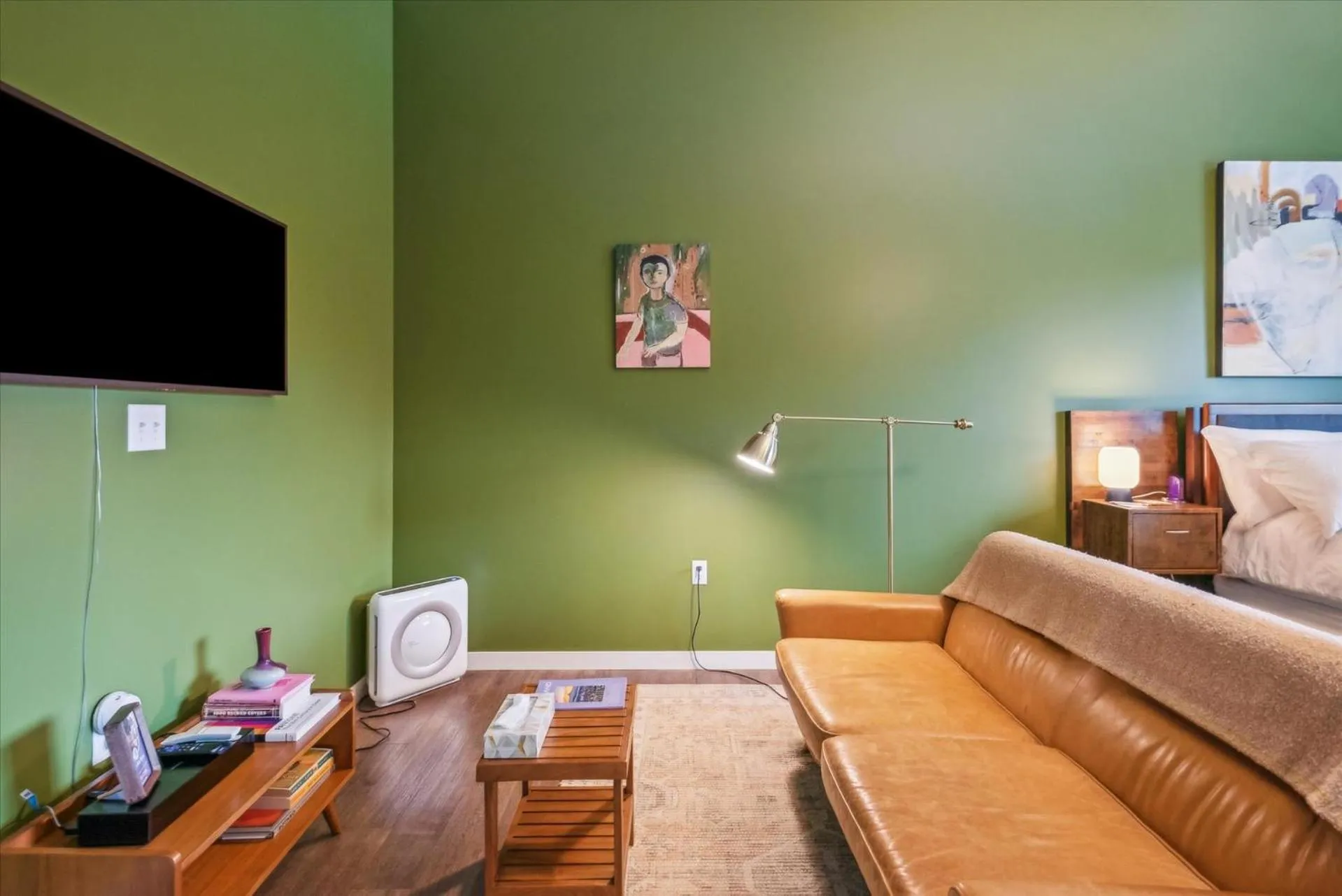 VioletSuitesPDX Boutique Hotel