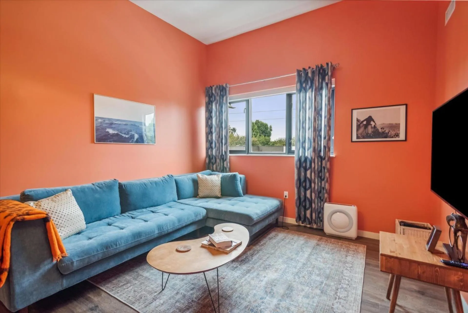 VioletSuitesPDX Boutique Hotel