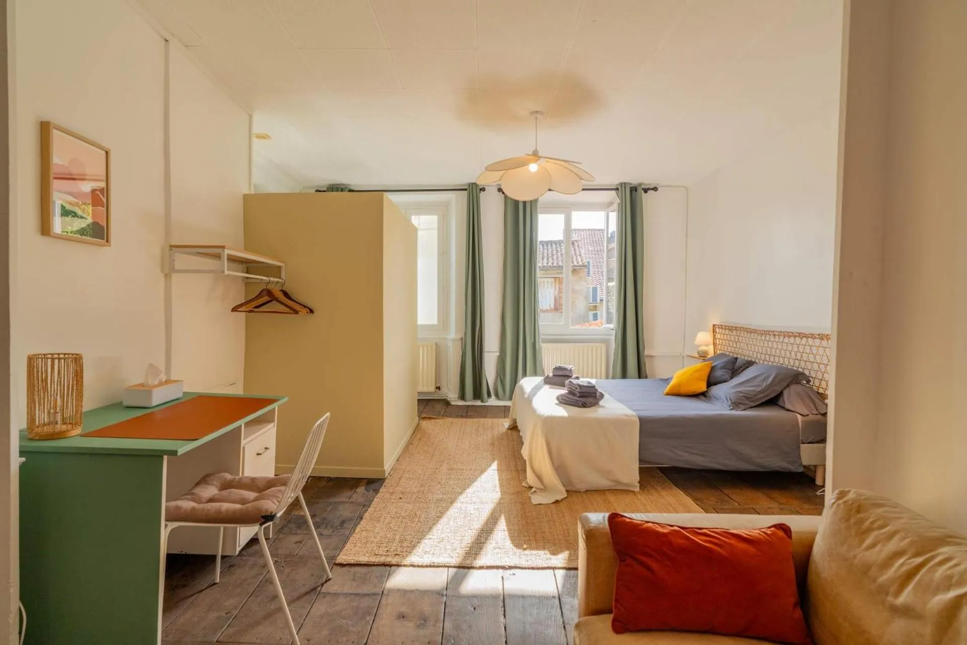 Photo of the whole room in Les Suites de Bellac